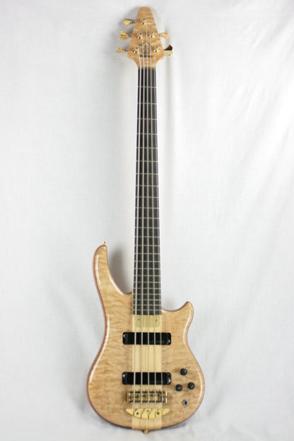 MINT 2003 Alembic Essence 5-String Bass Guitar! Beautiful Quilted Maple! europa