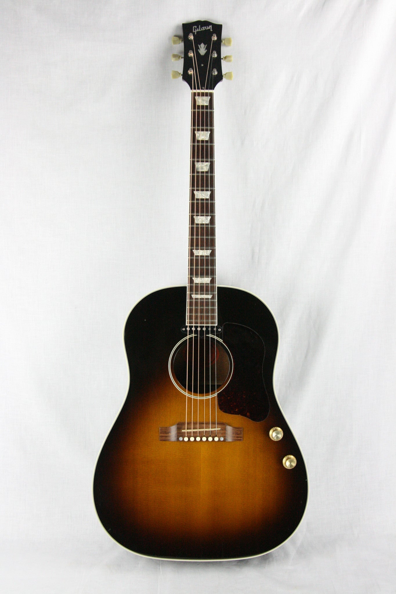 1999 Gibson J-160E Acoustic Electric Guitar Sunburst w/ case! John Lennon Beatles, plays/sounds great!