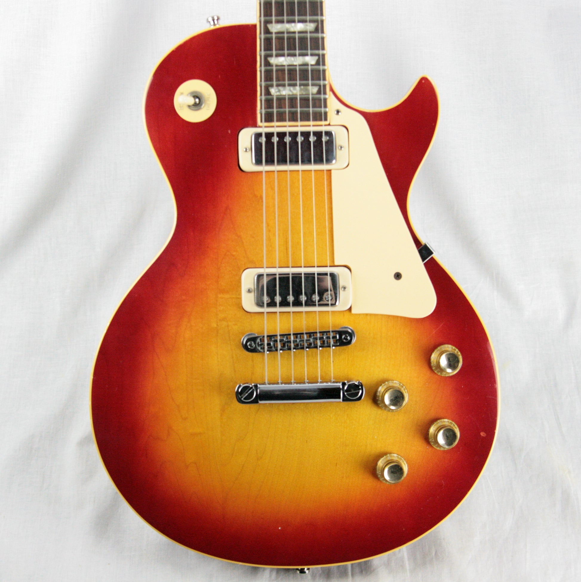 1976 gibson les paul deluxe tobacco sunburst Emerald City Guitars 1976 Gibson Les Paul Deluxe