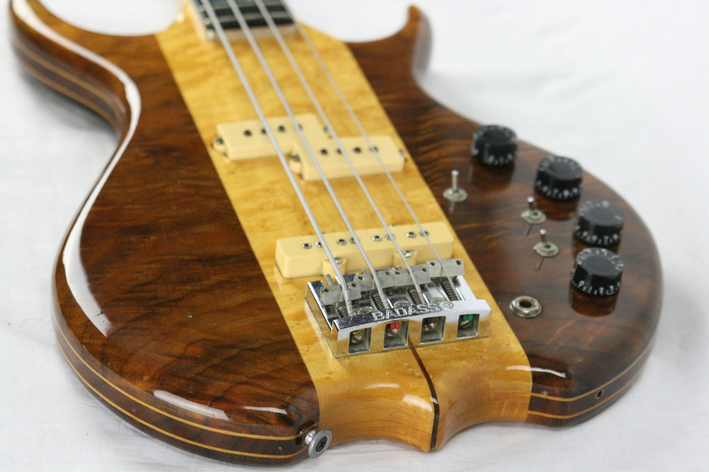 1980 Kramer DMZ 6000B Aluminum Neck Bass Guitar! Ebony board, Flamed Walnut, High-end specs! 650 B