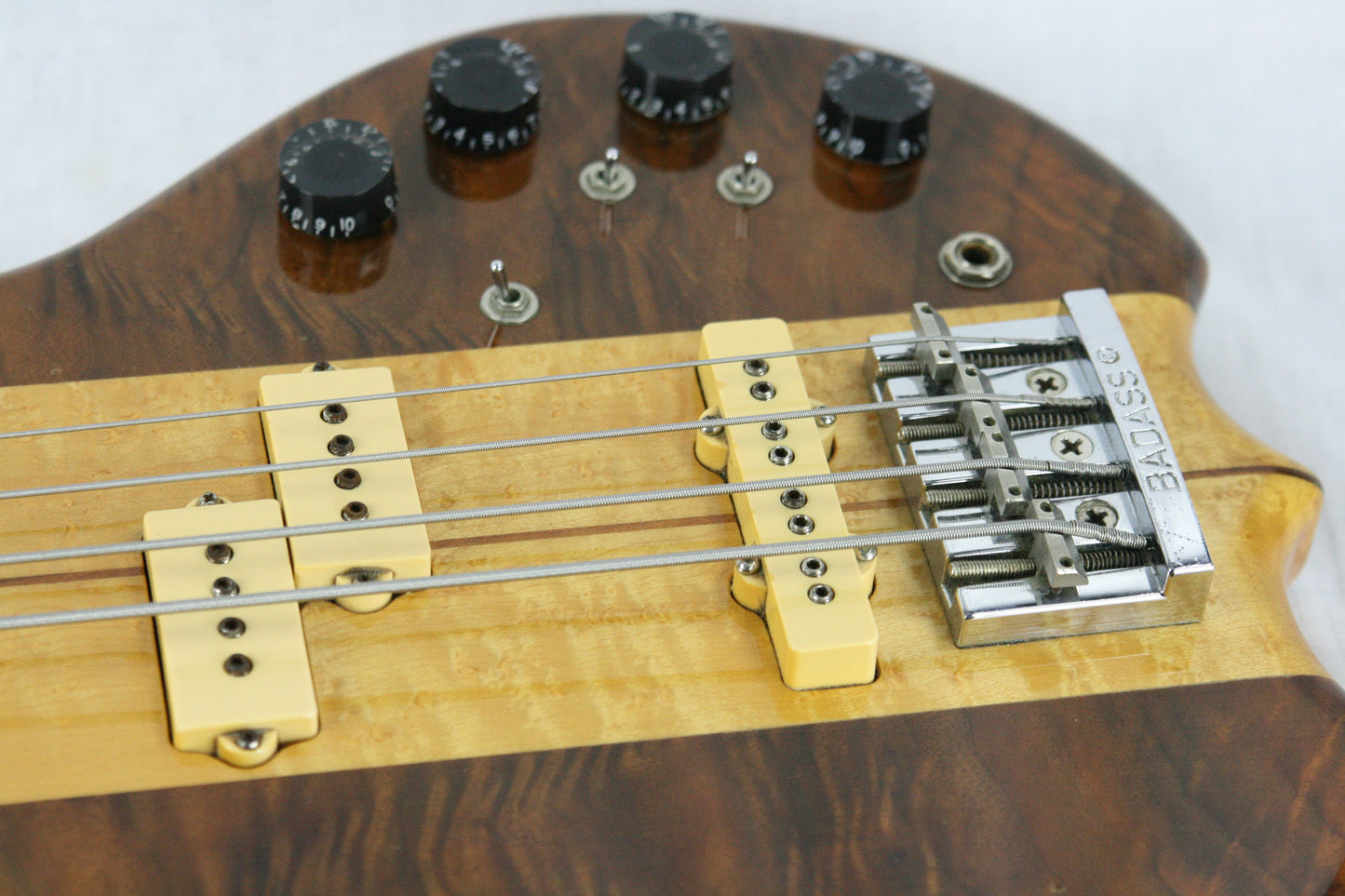 1980 Kramer DMZ 6000B Aluminum Neck Bass Guitar! Ebony board, Flamed Walnut, High-end specs! 650 B