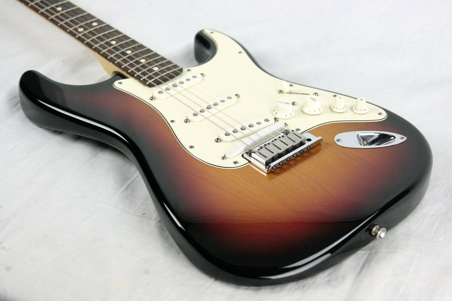 2006 Fender American VG Stratocaster Virtual Guitar Strat! USA Sunburst Rosewood Neck