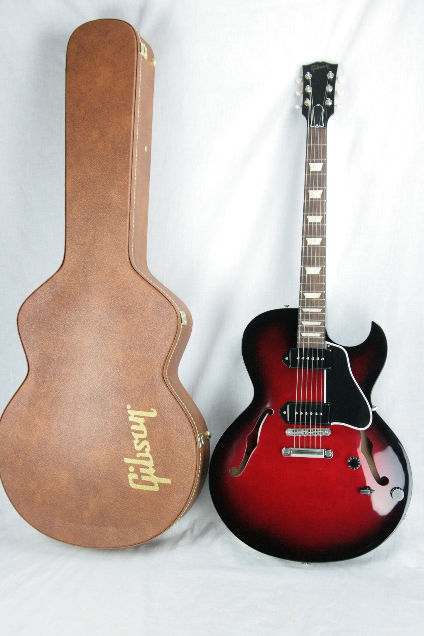 NOS 2014 Gibson ES-137 Billie Joe Armstrong Black Cherry! Limited Edition