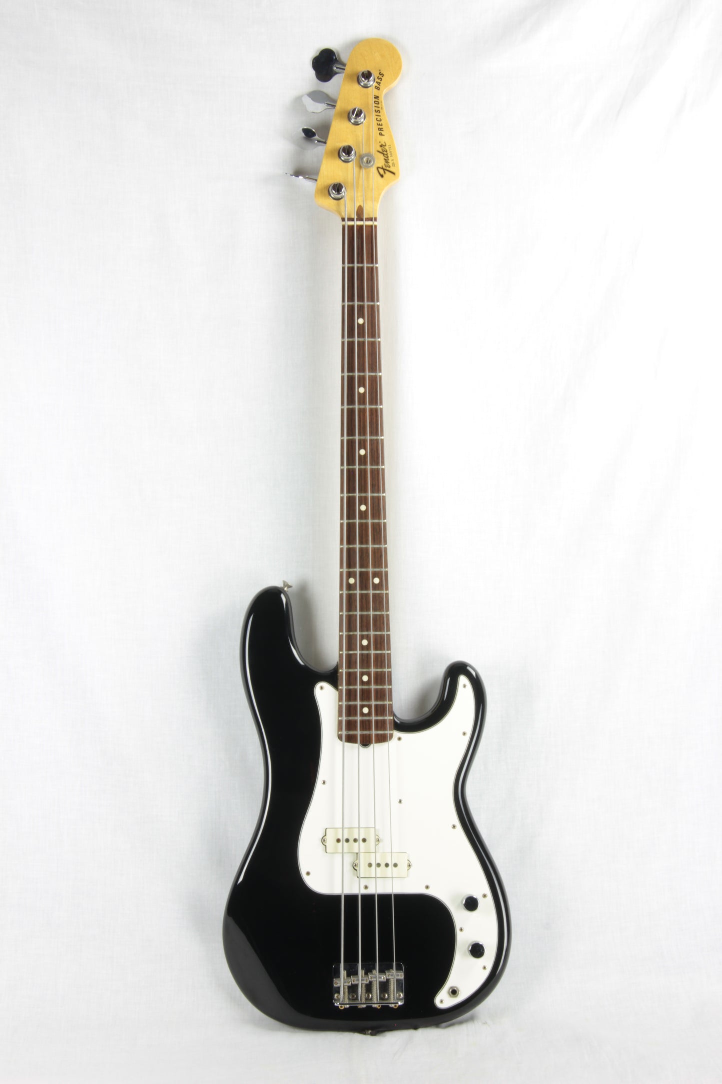 CLEAN 1979-1982 Fender Precision Bass BLACK w/ OHSC! Rosewood Board 1970's P vintage 1981