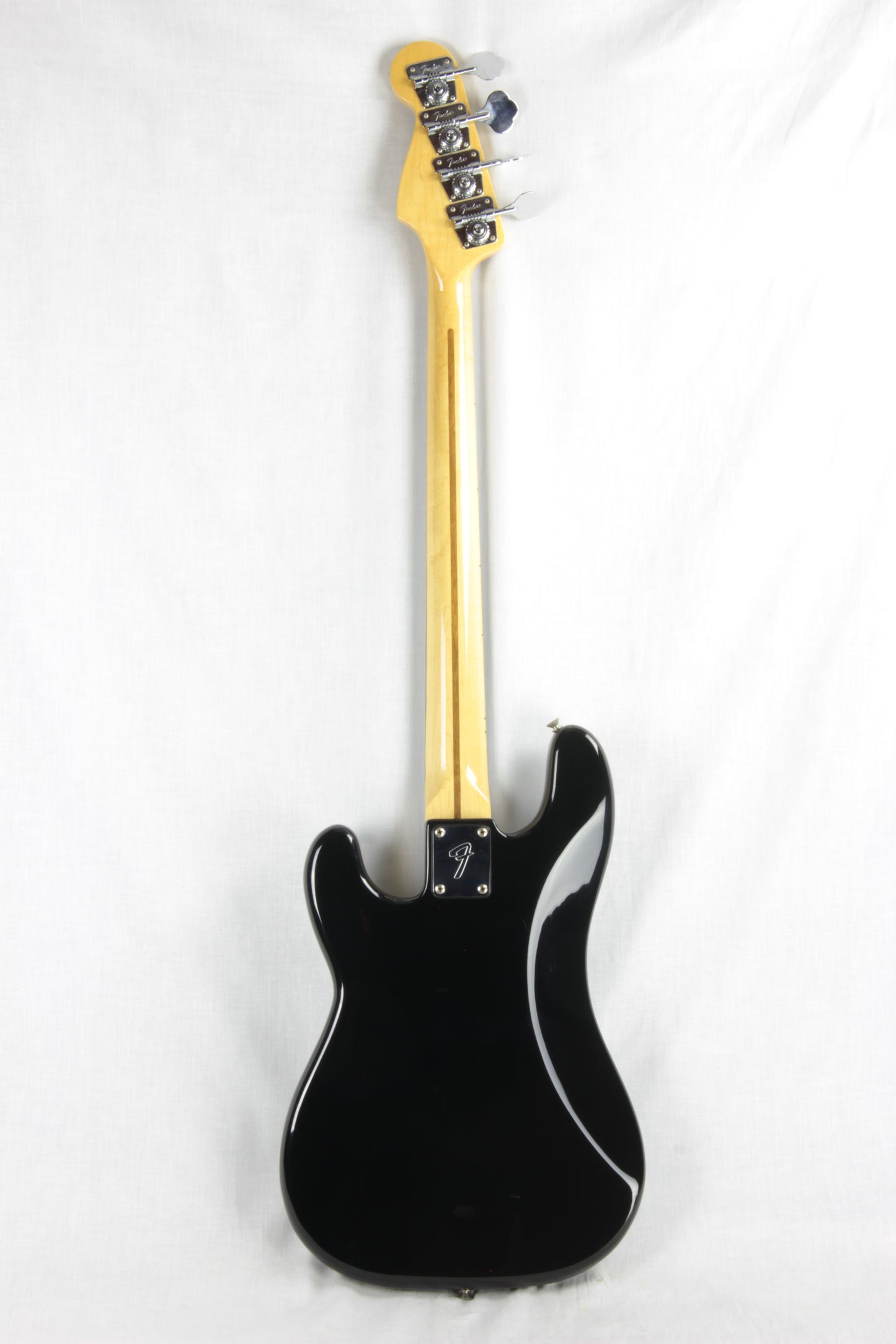 CLEAN 1979-1982 Fender Precision Bass BLACK w/ OHSC! Rosewood Board 1970's P vintage 1981