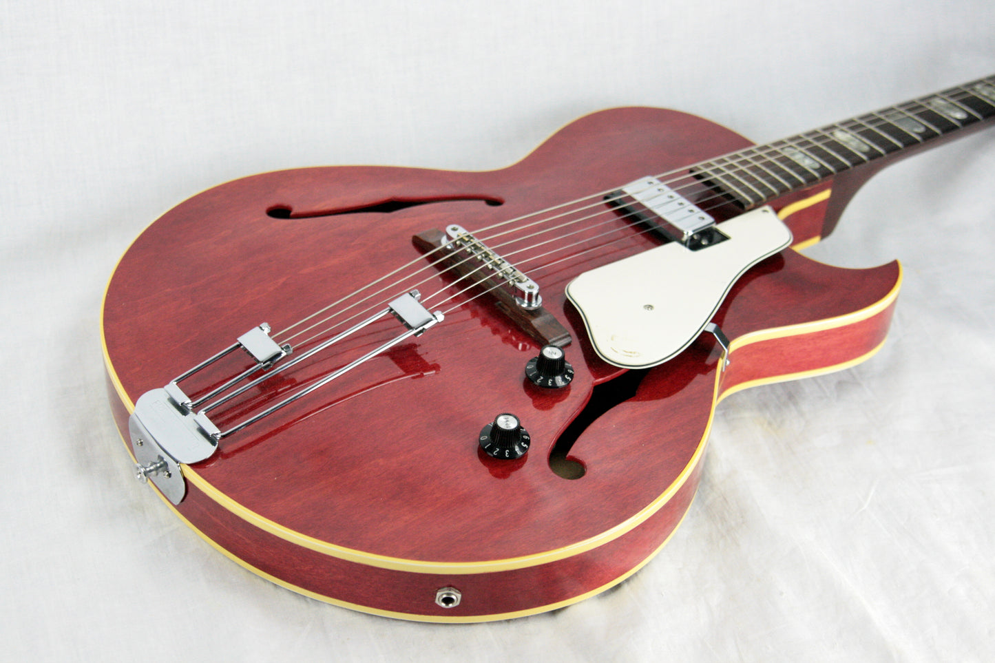 1968 Epiphone Sorrento CHERRY w/ White Guard! Mini-Humbucker Gibson-Made! E452TC es-125