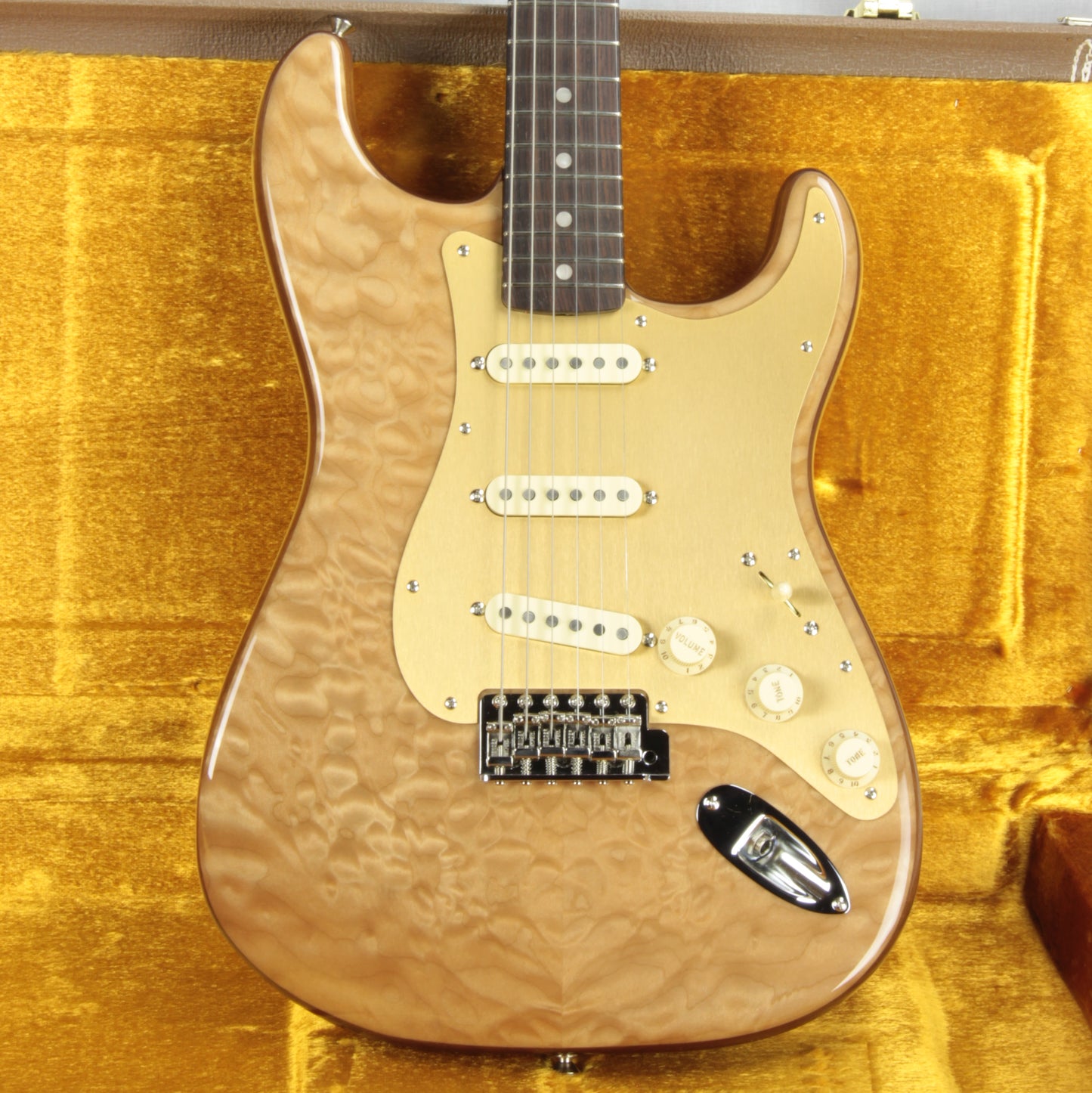 2019 Fender USA Rarities Quilt Maple Top American Original '60s Stratocaster Natural Rosewood Neck Strat