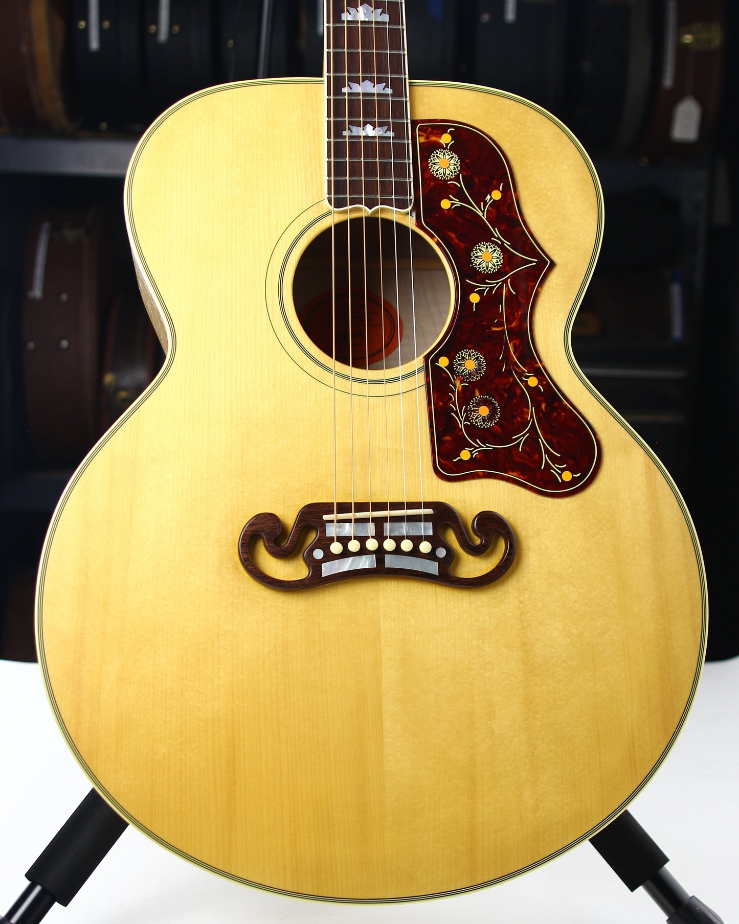 2008 Gibson Limited Edition SJ-200 True Vintage Montana - TV, Adirondack Red Spruce Top, Madagascar Rosewood Board/Bridge