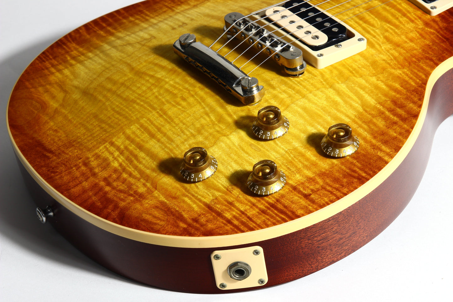 2005 Gibson Les Paul Standard Faded 60's Flametop Tobacco Burst plus Zebra Pickups ala Slash