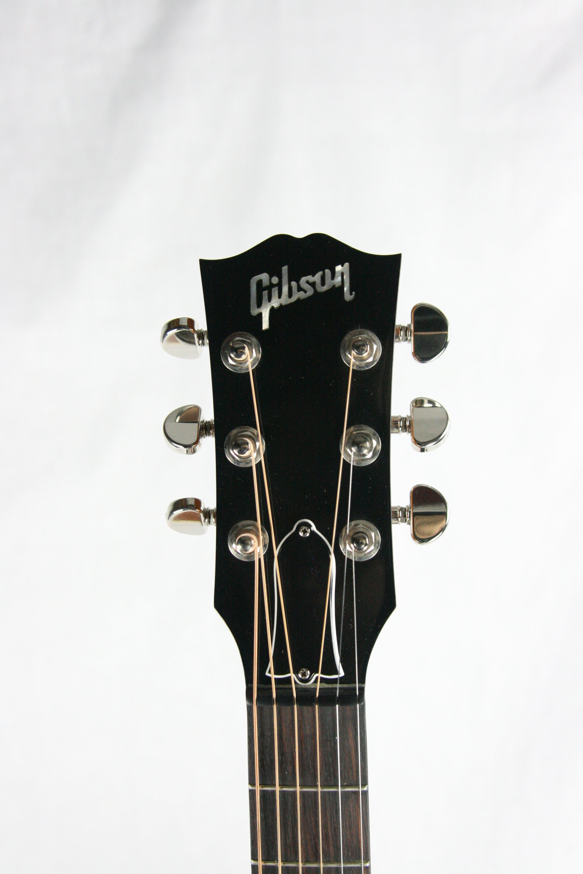 2012 Gibson J-45 Standard Natural Acoustic Flattop Guitar 2012 Gibson J-45 Standard Natural Acoustic Flattop Guitar