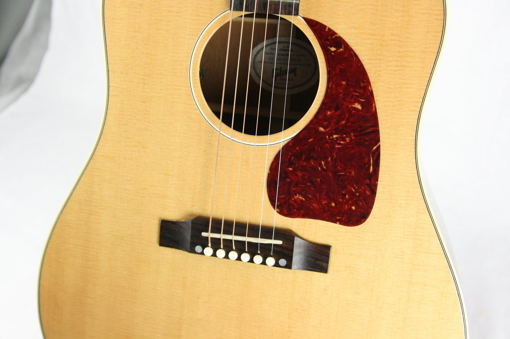 2012 Gibson J-45 Standard Natural Acoustic Flattop Guitar 2012 Gibson J-45 Standard Natural Acoustic Flattop Guitar