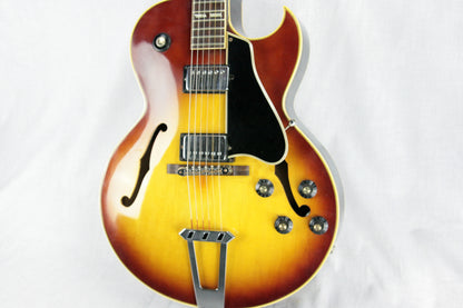 1969-1970 Gibson ES-175 Archtop Electric Guitar! Sunburst Finish, No Volute, Patent Sticker Pups!