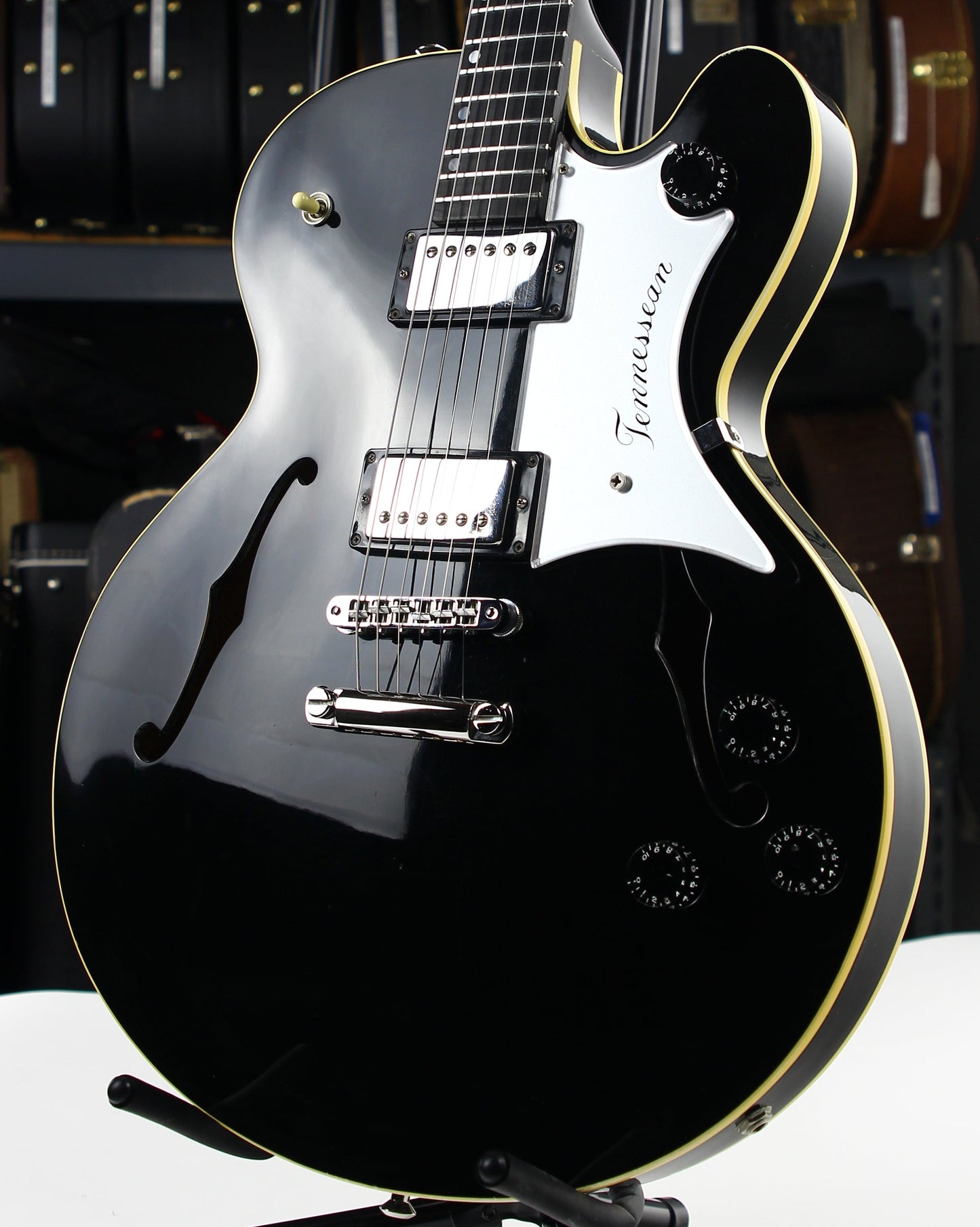 1990 Gibson Chet Atkins Tennessean Ebony Black - First Year, Rare Color, Silver guard, Archtop