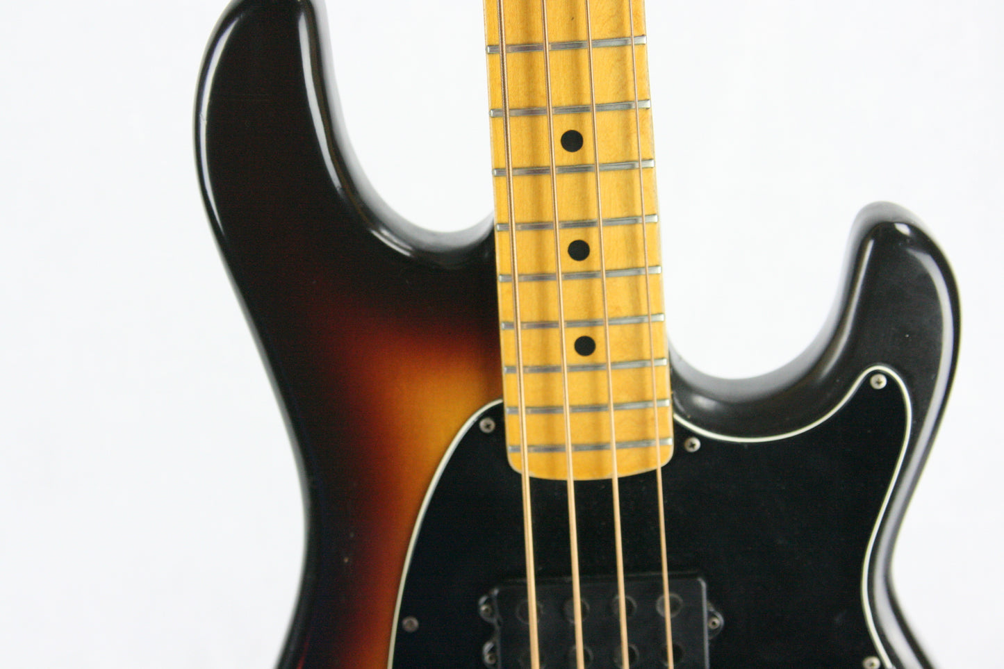 1979 MusicMan Sabre Bass Sunburst w/ OHSC! Pre-EB Ernie Ball 3-bolt, Maple Neck! Stingray