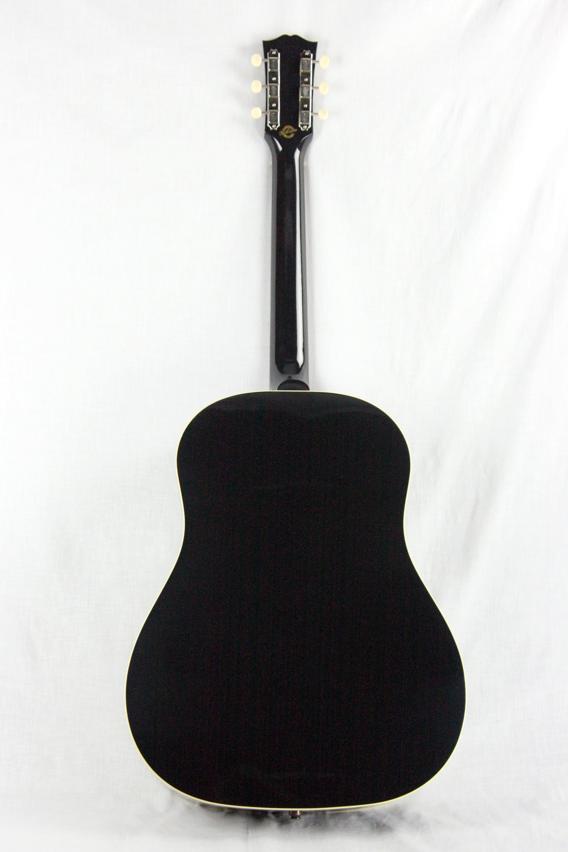 1960's Gibson Custom Shop Limited Edition J-45 BLACK! White 1960's Gibson Custom Shop Limited Edition J-45 BLACK! White