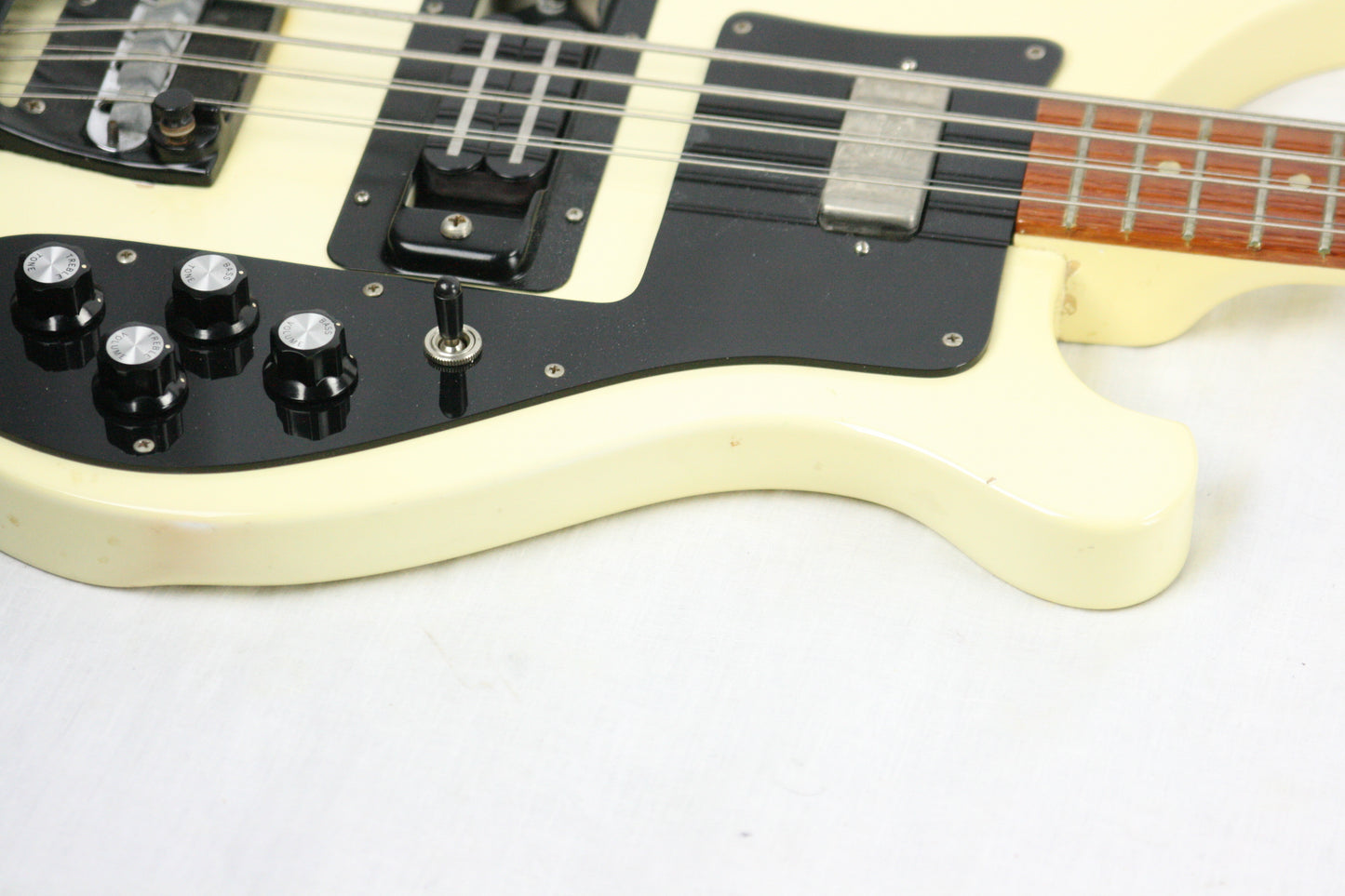 1988 Rickenbacker 4003 S/8 String Bass! 4003S Rare White w/ Black Parts! 8 String 4000, 4001