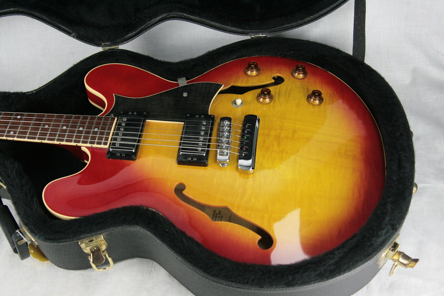 1999 Heritage H-535 Cherry Sunburst Semi-Hollowbody Guitar! Made in USA Kalamazoo Factory!