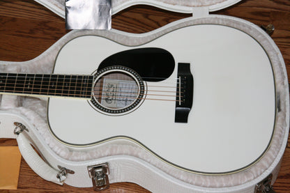 2006 Martin Bellezza Bianca ERIC CLAPTON 000-ECHF WHITE Acoustic Guitar! Signed by EC! 28 42