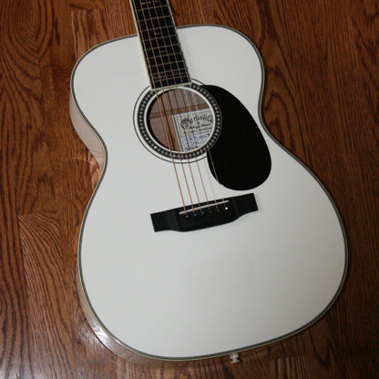 2006 Martin Bellezza Bianca ERIC CLAPTON 000-ECHF WHITE Acoustic Guitar! Signed by EC! 28 42