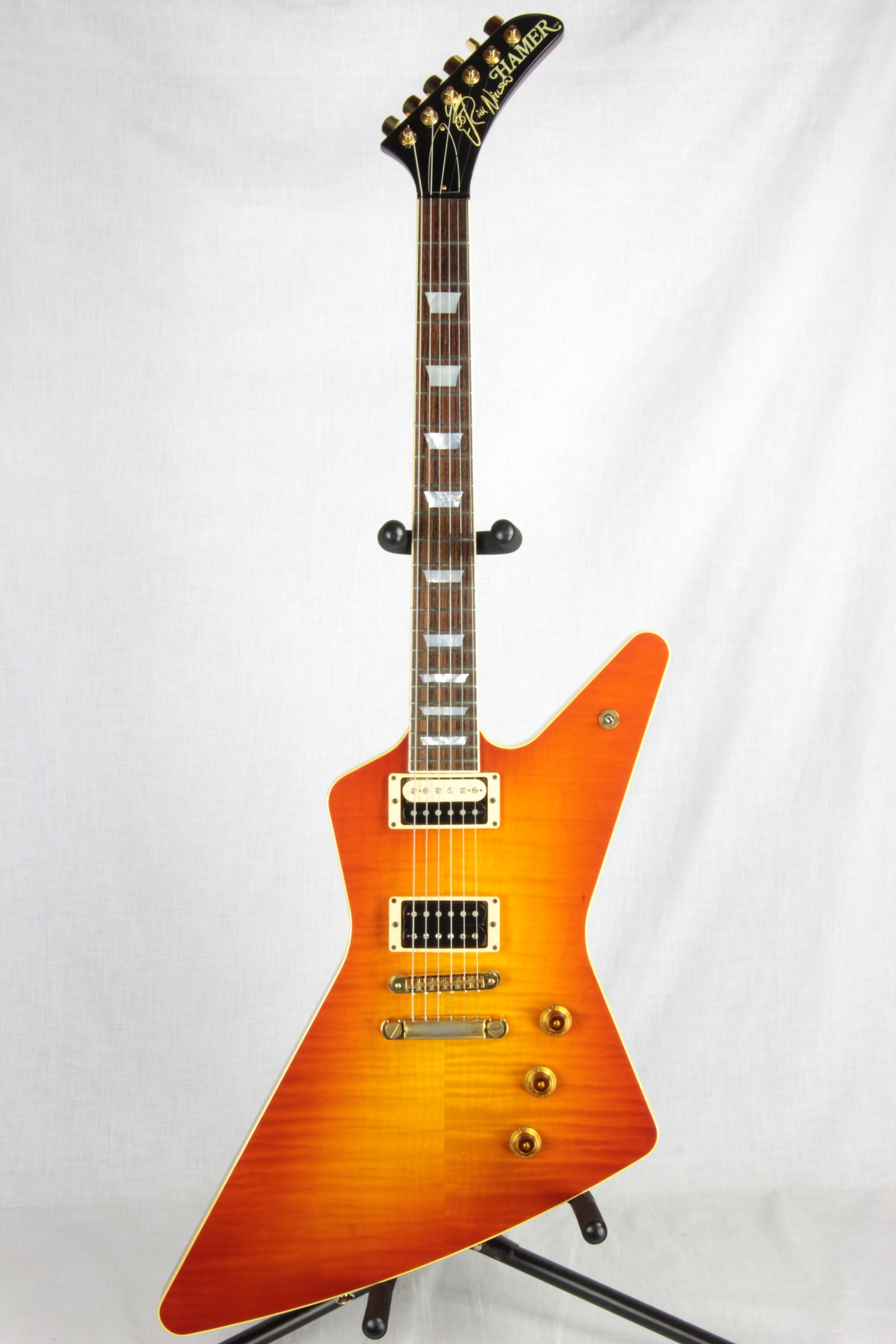 1995 Hamer USA RICK NIELSEN Signature Standard Custom GSTC-RN-59B Sunburst '59 Explorer