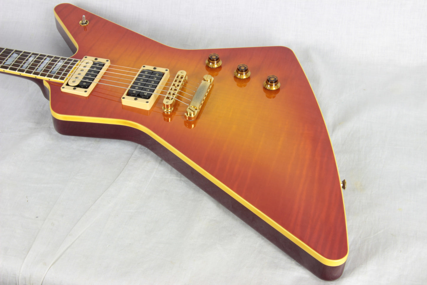 1995 Hamer USA RICK NIELSEN Signature Standard Custom GSTC-RN-59B Sunburst '59 Explorer