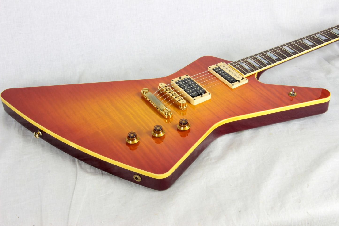 1995 Hamer USA RICK NIELSEN Signature Standard Custom GSTC-RN-59B Sunburst '59 Explorer