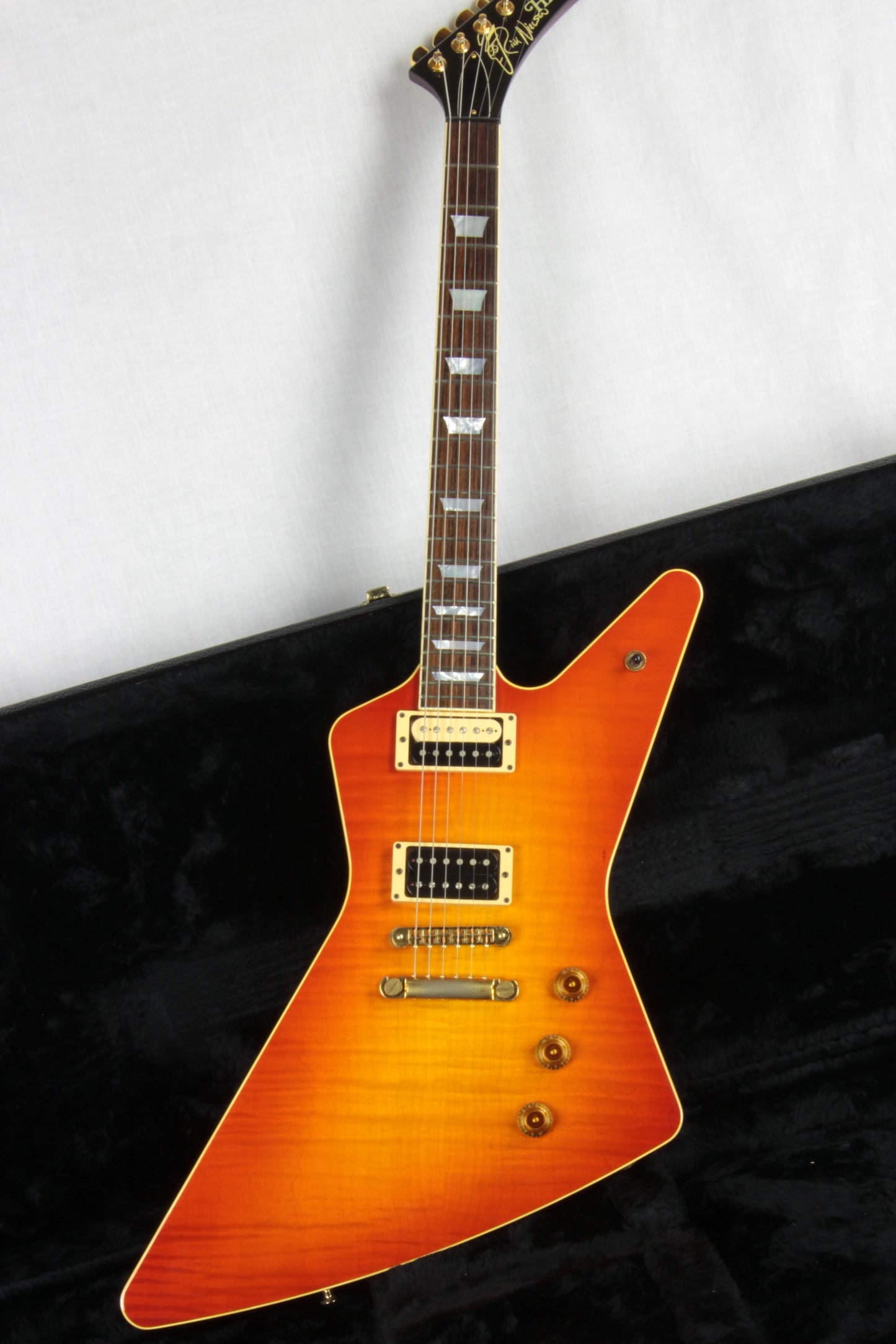 1995 Hamer USA RICK NIELSEN Signature Standard Custom GSTC-RN-59B Sunburst '59 Explorer