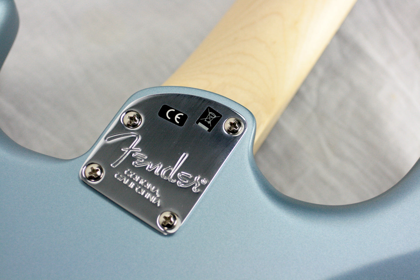 2018 Fender American Elite Stratocaster HSS EBONY Shawbucker Satin Ice Blue Metallic USA Strat