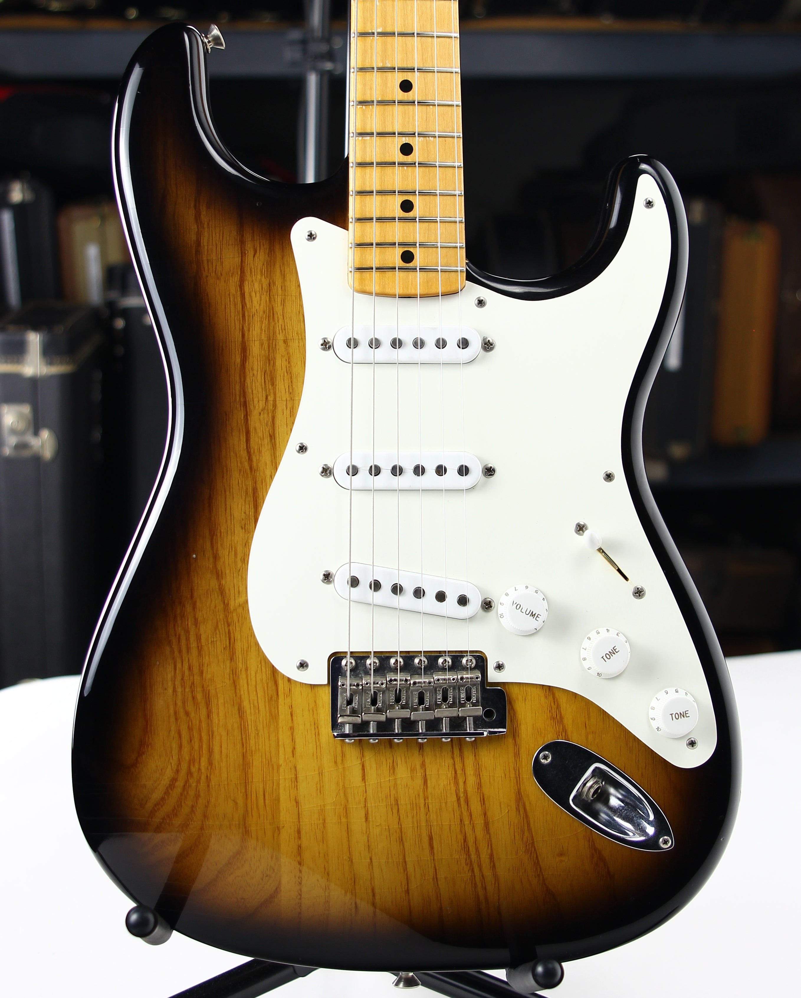 *SOLD*  2004 Fender Custom Shop Masterbuilt JOHN CRUZ 1954 Stratocaster '54 50th Anniversary 2-Tone Sunburst