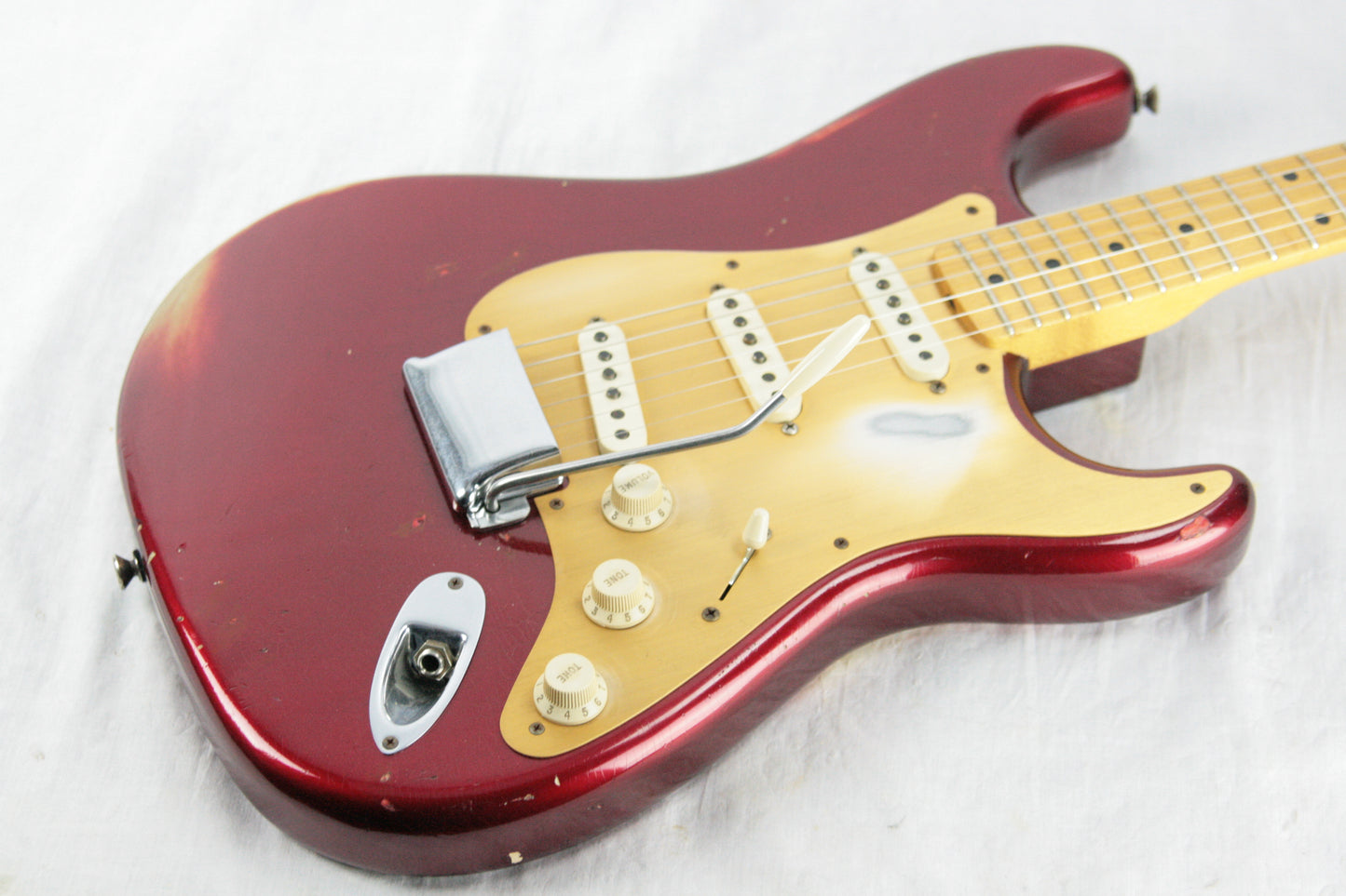 2010 Fender Custom Shop LTD '58 Stratocaster Relic Abigail Ybarra Pups! Candy Apple Red Gold Guard!