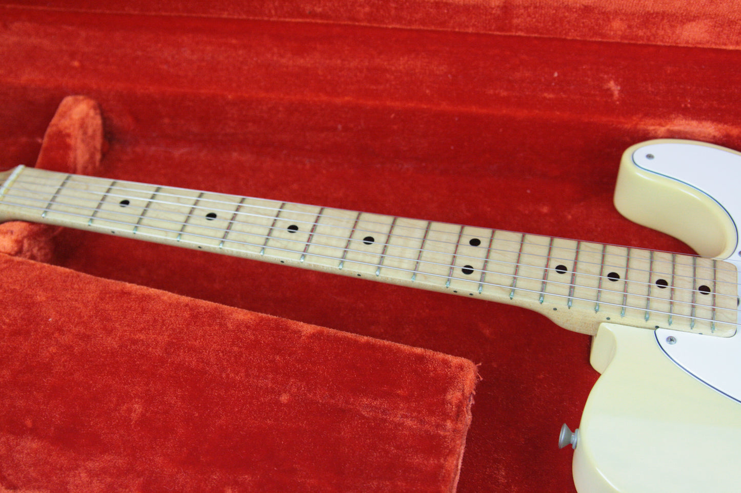 CLEAN 1974 Fender Telecaster Blonde! Vintage Maple Neck Tele 1970's w/ OHSC! 100% Original!