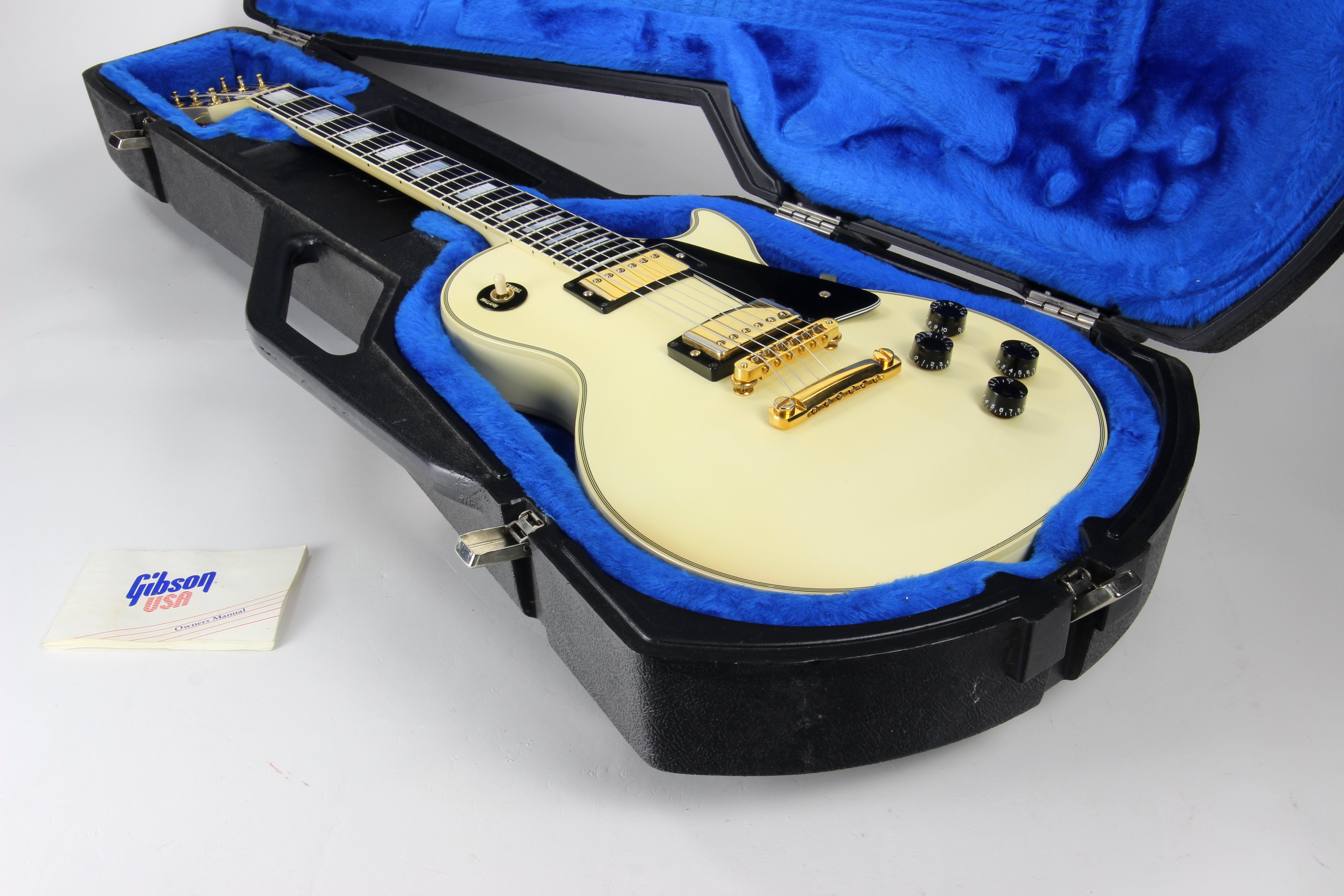 *SOLD*  1989 Gibson Les Paul Custom White - Ebony Fingerboard, Original Protector Chainsaw Case, Owner's Manual! Vintage 1980's