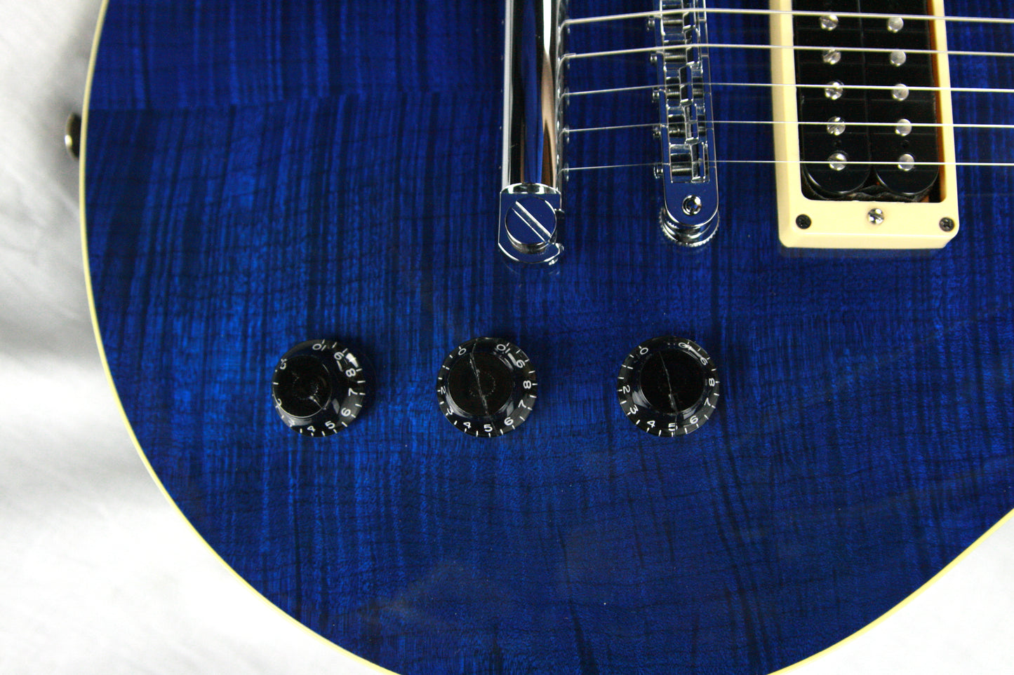 c. 2007 Hamer USA Monaco Elite Indigo Blue FLAMETOP! Seymour Duncan, Tone Pros