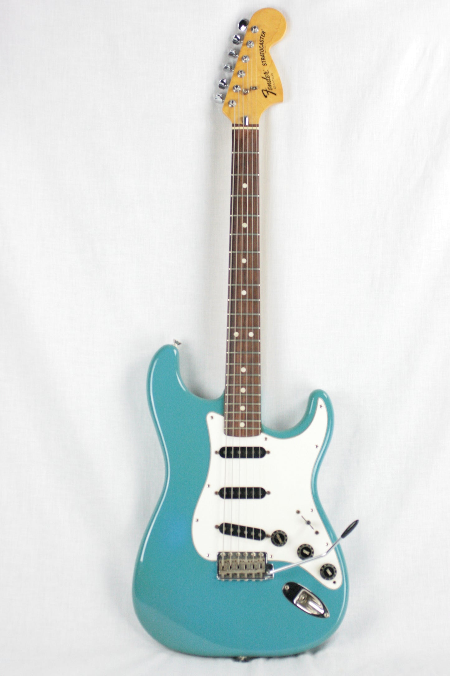 1981 Fender MAUI BLUE Stratocaster International Color Series Strat 1979 1970's 1980