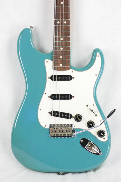 1981 Fender MAUI BLUE Stratocaster International Color Series Strat 1979 1970's 1980