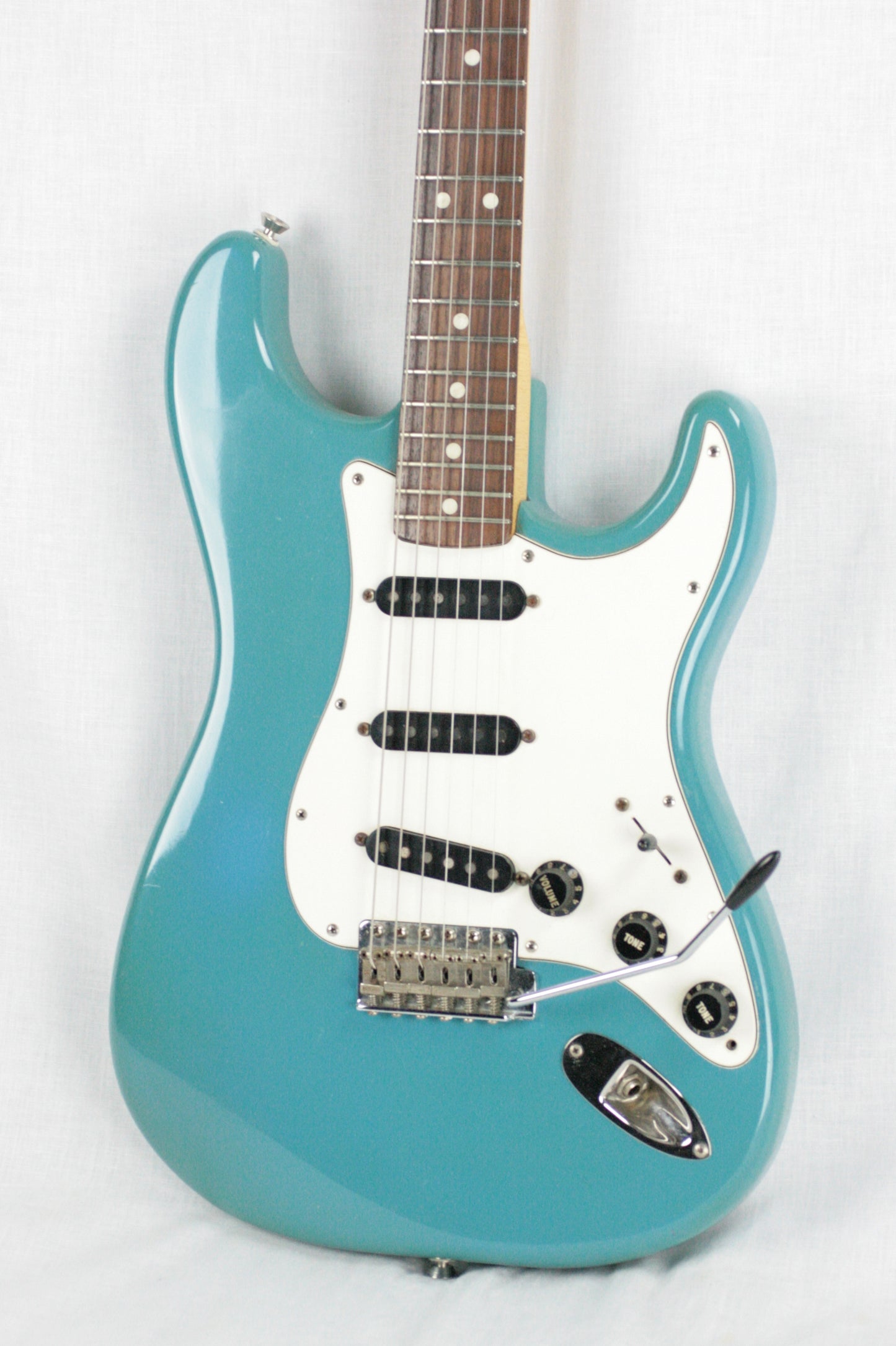 1981 Fender MAUI BLUE Stratocaster International Color Series Strat 1979 1970's 1980