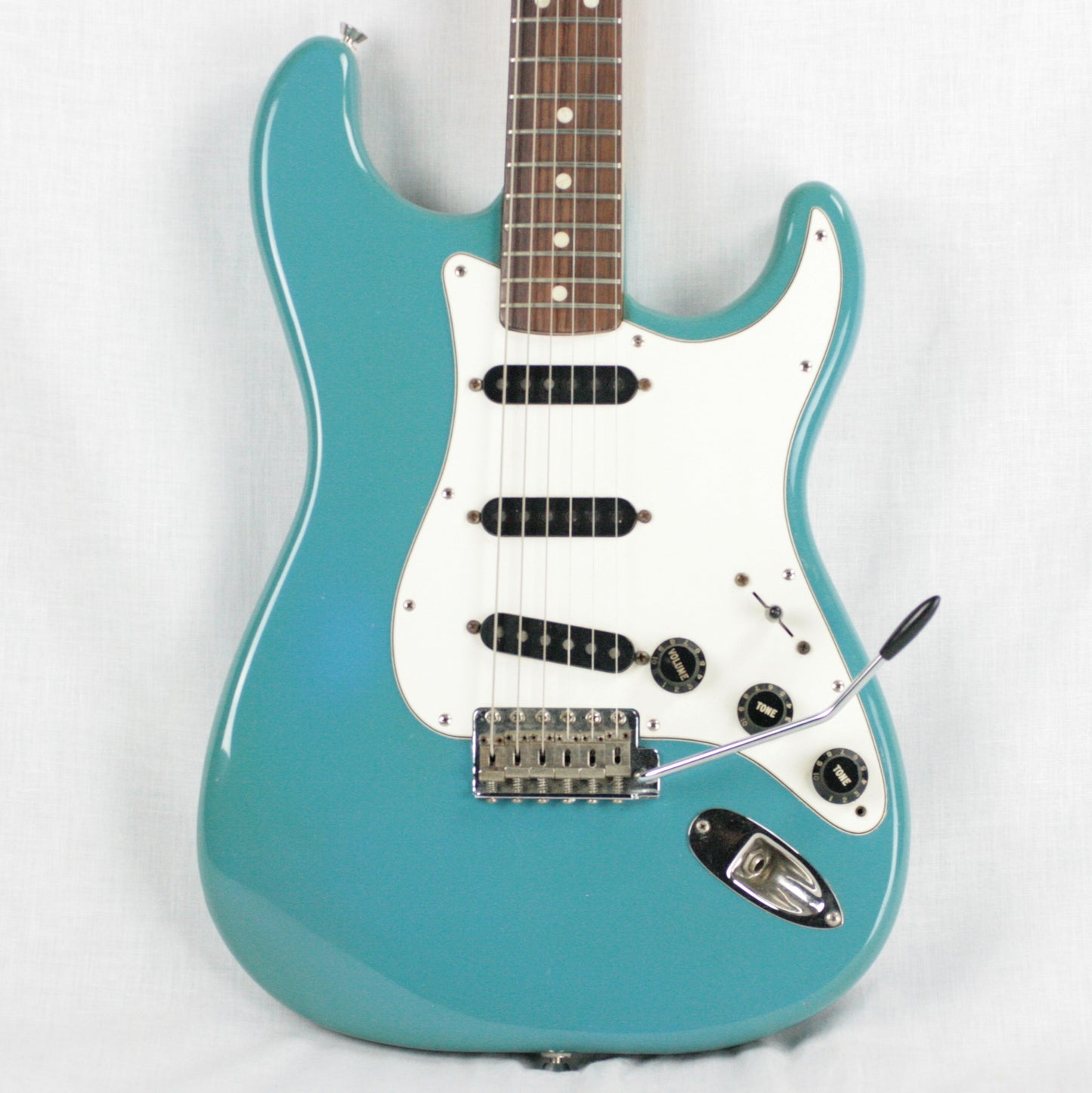 1981 Fender MAUI BLUE Stratocaster International Color Series Strat 1979 1970's 1980