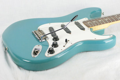 1981 Fender MAUI BLUE Stratocaster International Color Series Strat 1979 1970's 1980