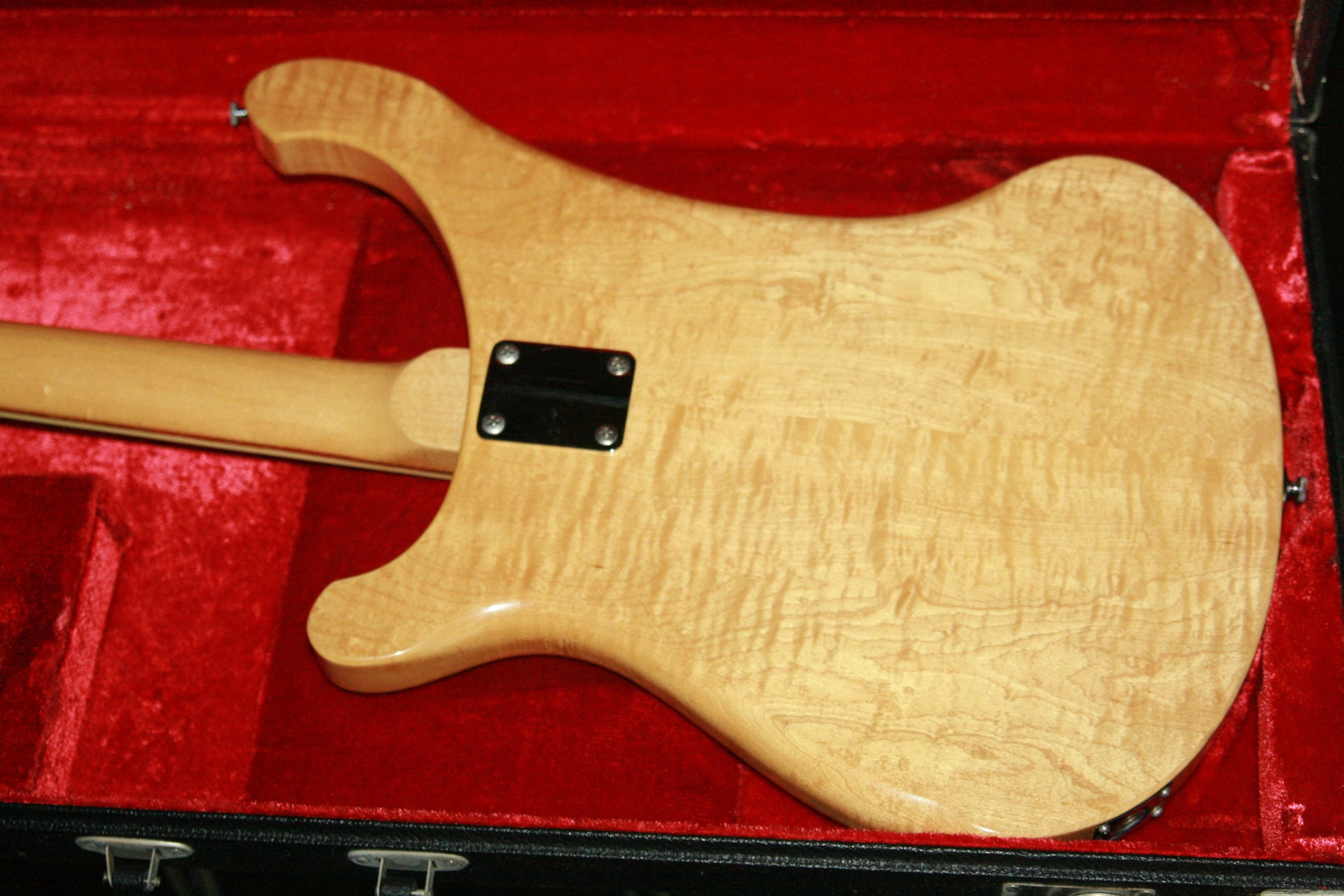 1973 Rickenbacker 480 Natural Vintage Guitar! FLAMED Body 1973 Rickenbacker 480 Natural Vintage Guitar! FLAMED Body