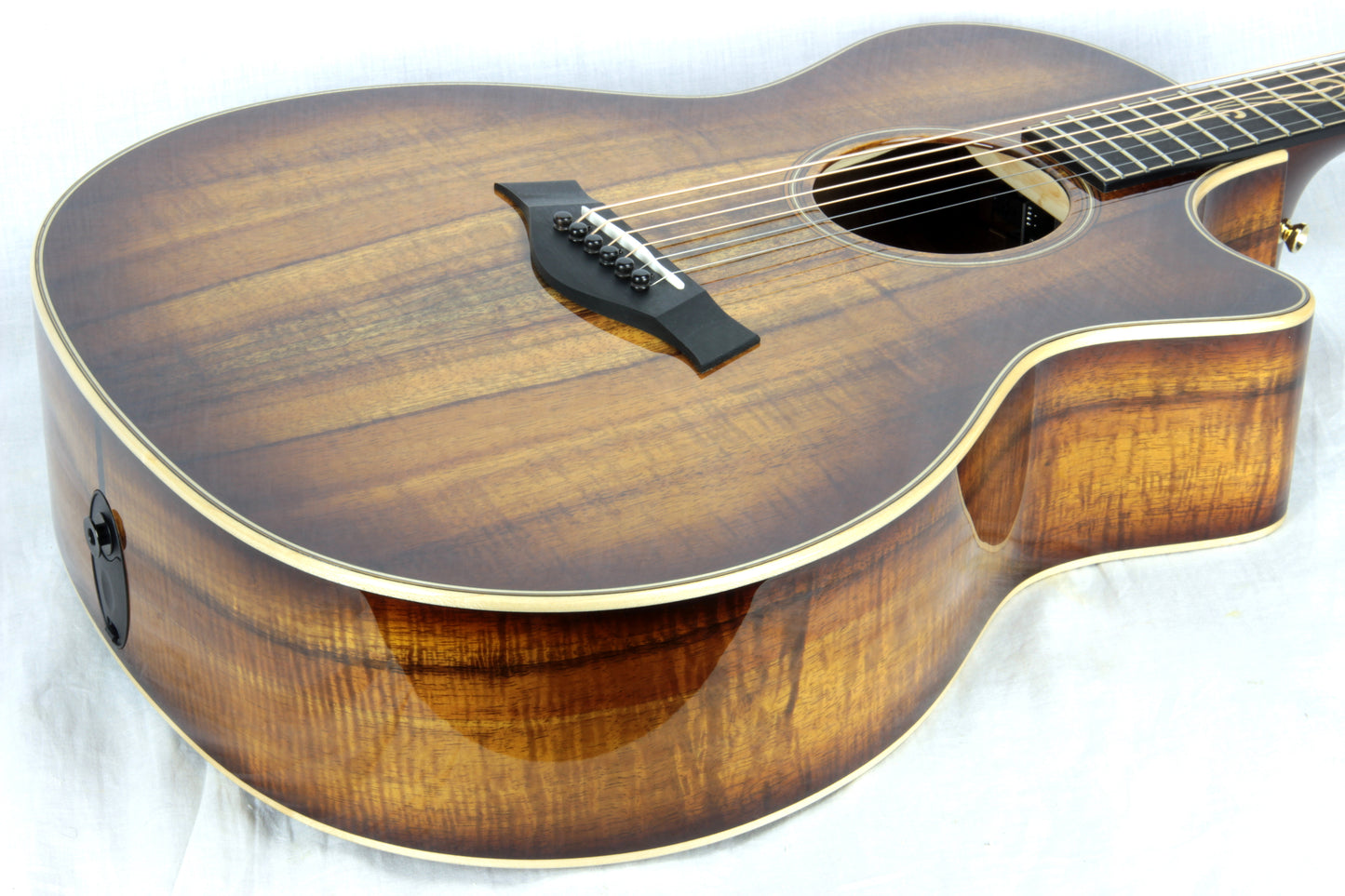 2018 Taylor K24CE ALL KOA Grand Auditorium V-Class Bracing Shaded Edgeburst Sunburst