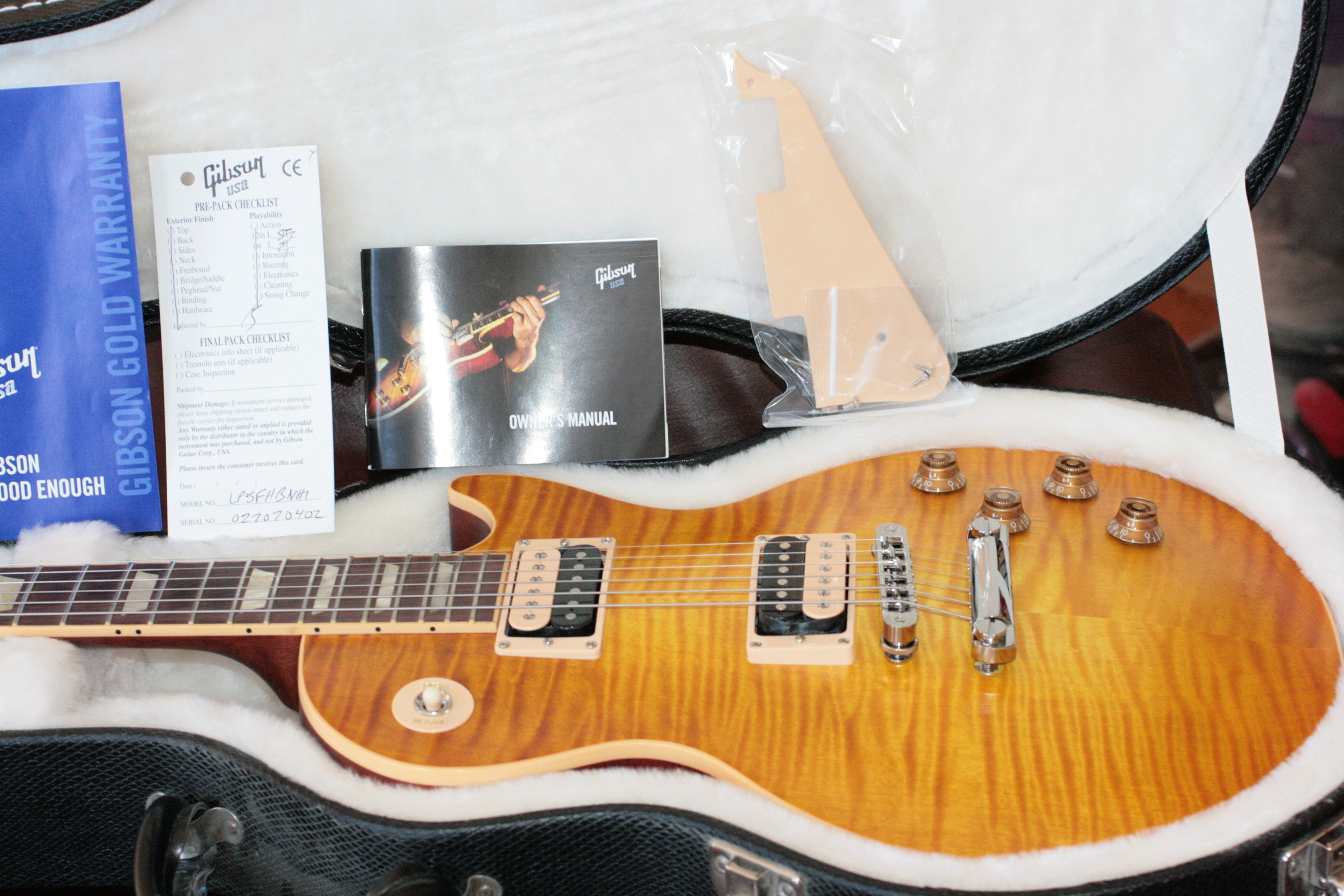*SOLD*  MINTY 2007 Gibson Les Paul Standard Flametop Honeyburst plus Zebra Pickups Slash 50's neck! 7.2 lbs!