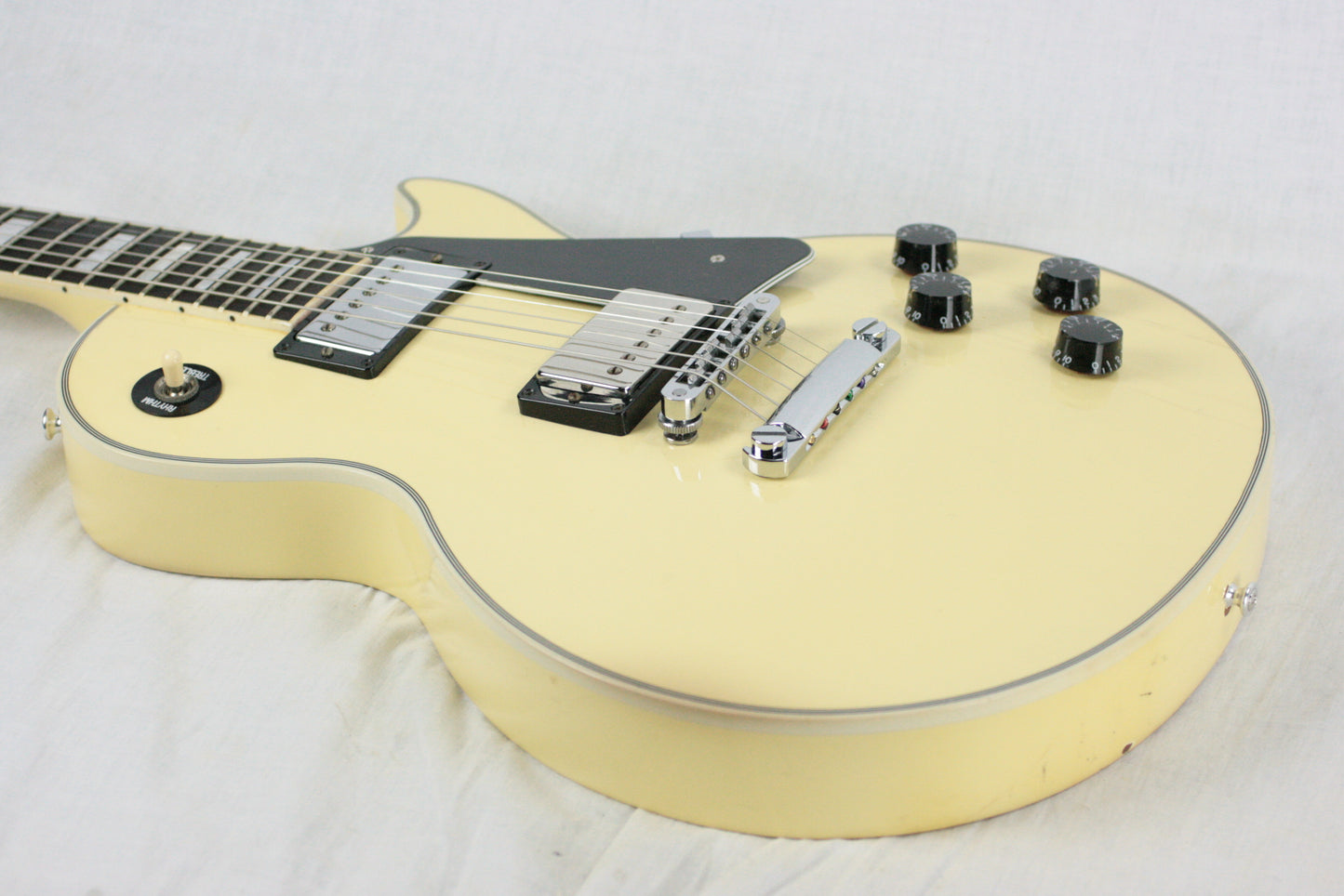 2012 Gibson Les Paul Classic Custom White Cream w/ Original Case!