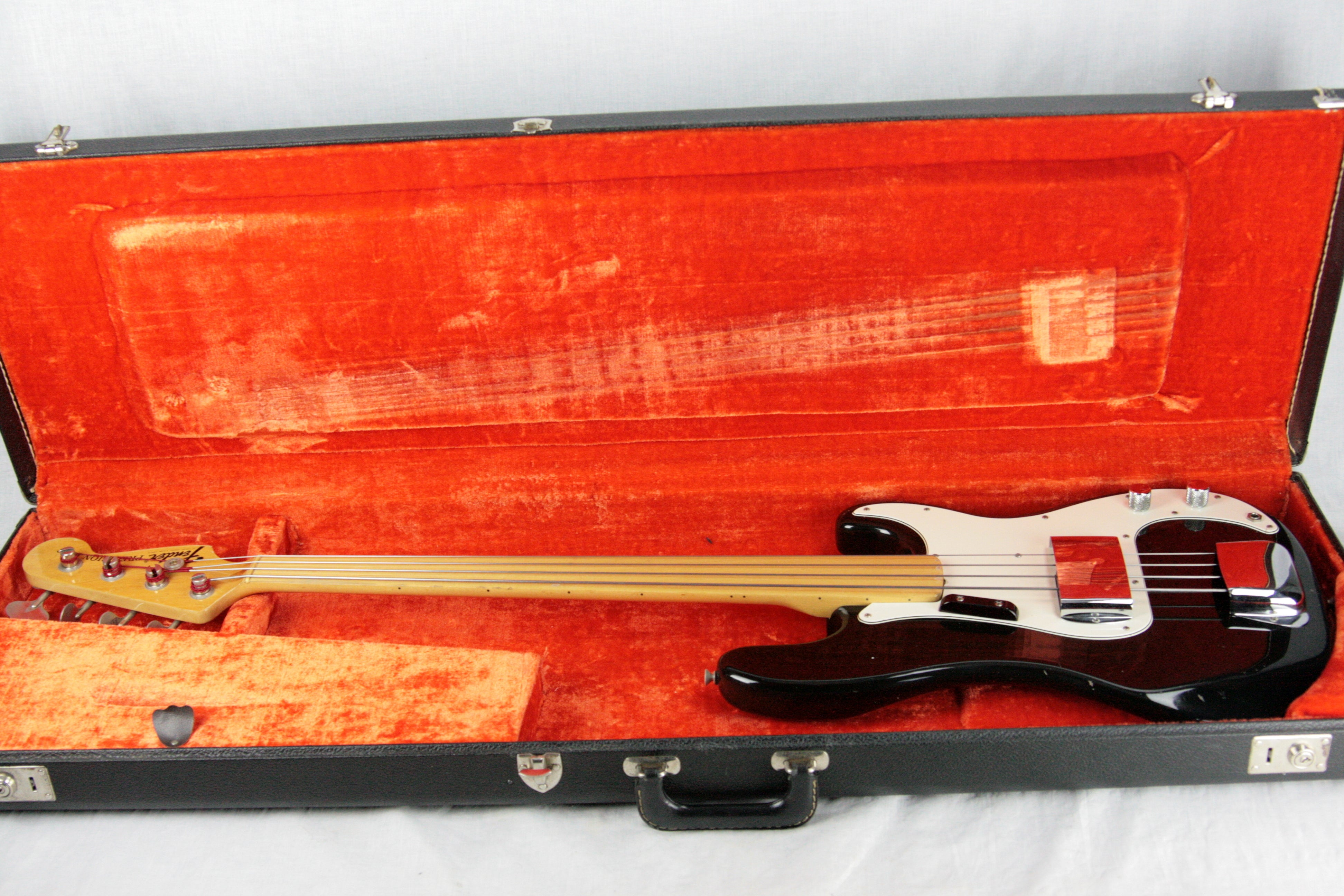 *SOLD*  1974 Fender Precision Bass BLACK w/ Original Case! Fretless Maple Fretboard 1970's P jazz vintage
