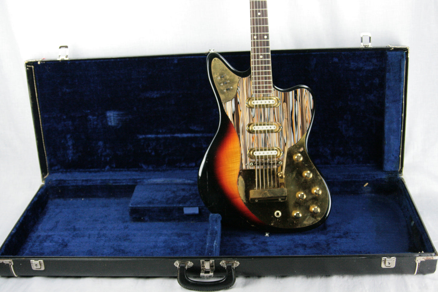 c. 1964 Framus Golden Strato De Luxe 3-pickups Gold Hardware! deluxe jaguar jazzmaster