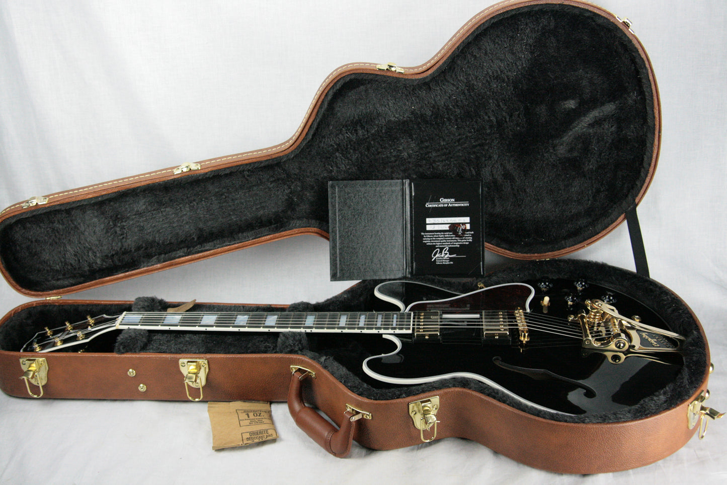 2016 Gibson ES-355 EBONY BLACK Gloss Limited Edition! Gold Bigsby! Memphis 335 345