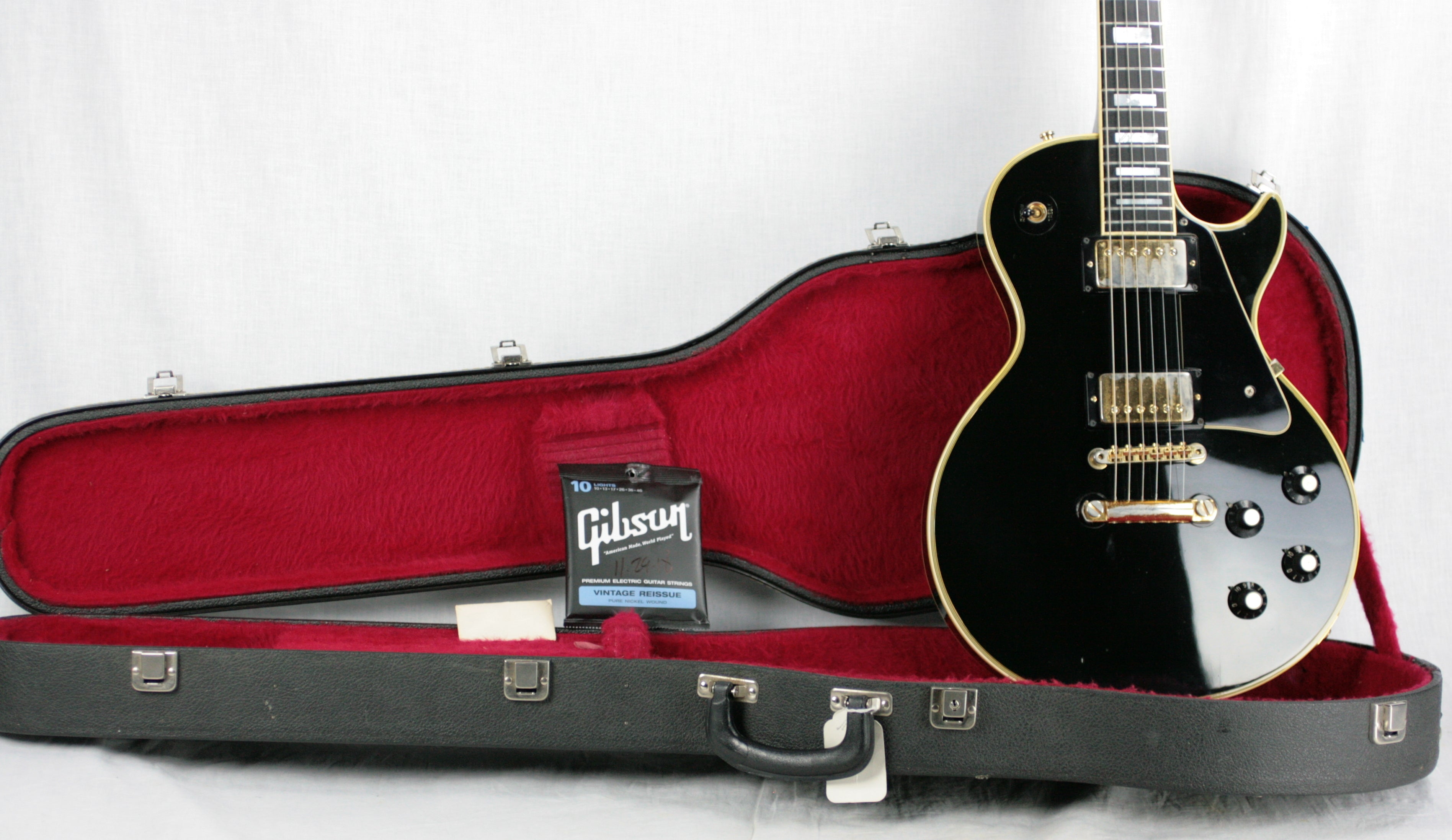 *SOLD*  1973 Gibson Les Paul Custom BLACK BEAUTY w Original Case Patent Sticker Pickups 1970's