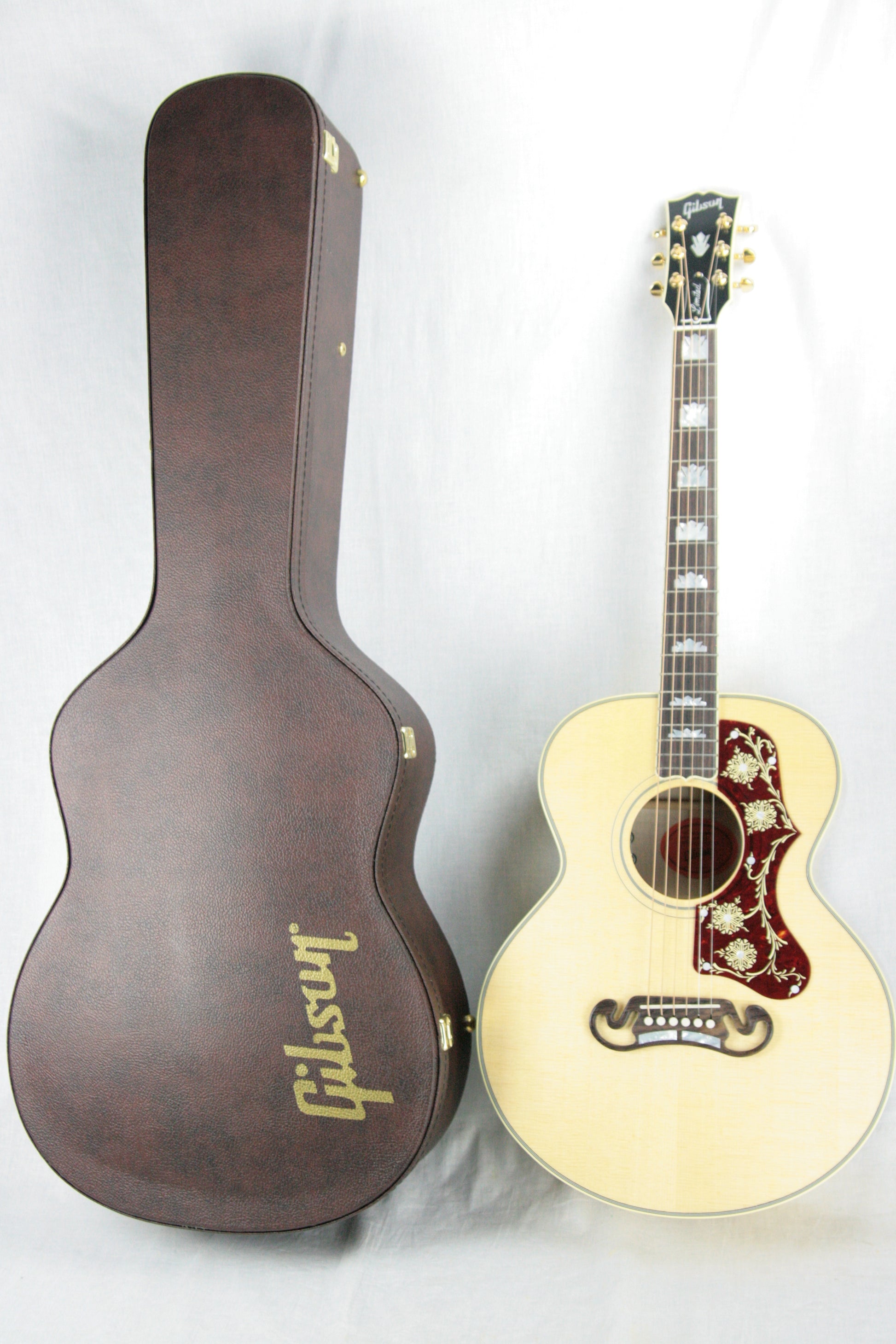2018 Gibson Custom Shop J-200 Parlor! Limited Edition 2018 Gibson Custom Shop J-200 Parlor! Limited Edition