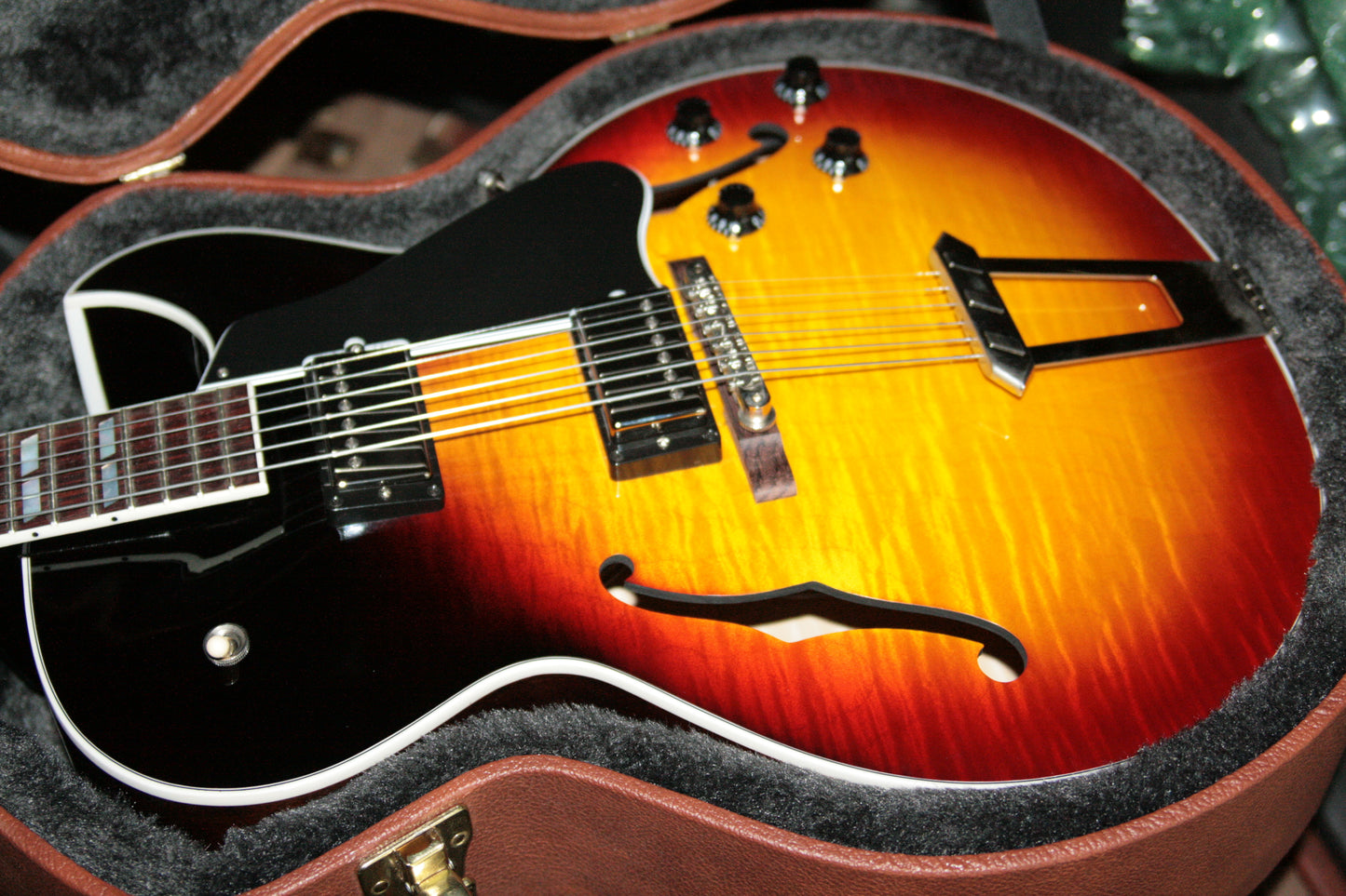 2016 Gibson ES-175 FIGURED Vintage Sunburst Memphis Jazz Archtop 335 355