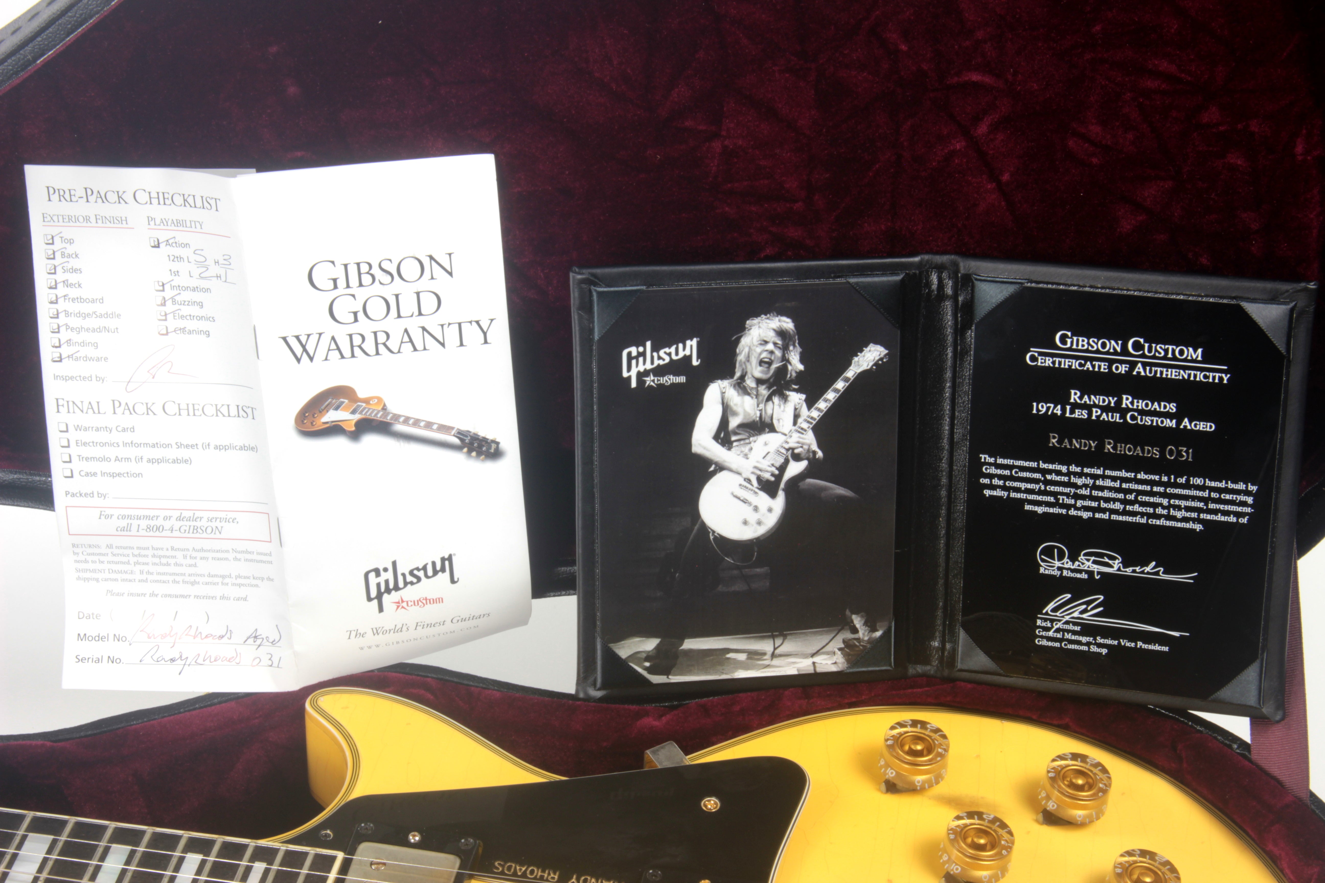 2010 Gibson Custom Shop RANDY RHOADS AGED 1974 Les Paul White '74 RI ...