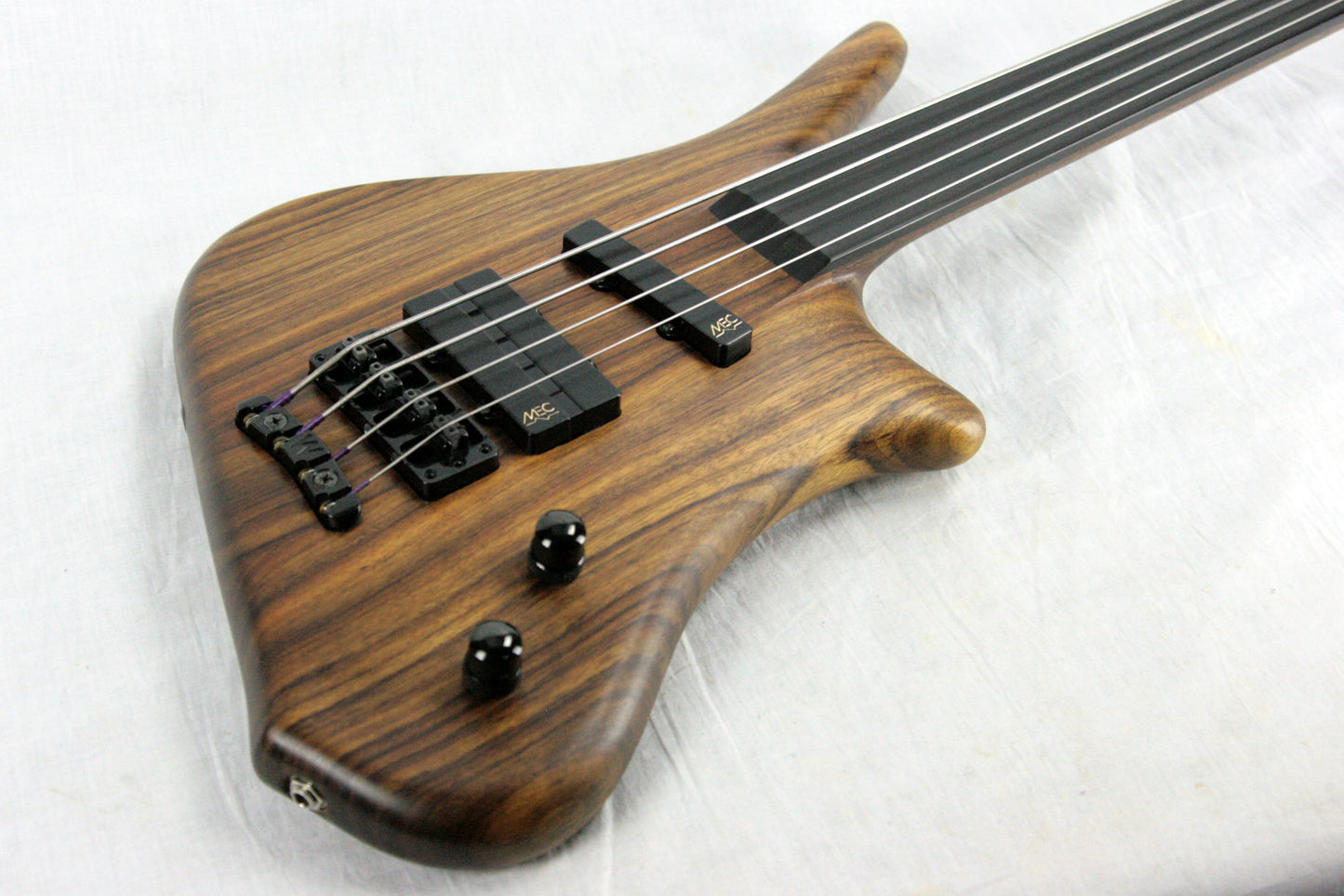 1998 Warwick Dolphin Pro I Fretless Bass! German Neck-Thru 1 streamer corvette thumb masterbuilt